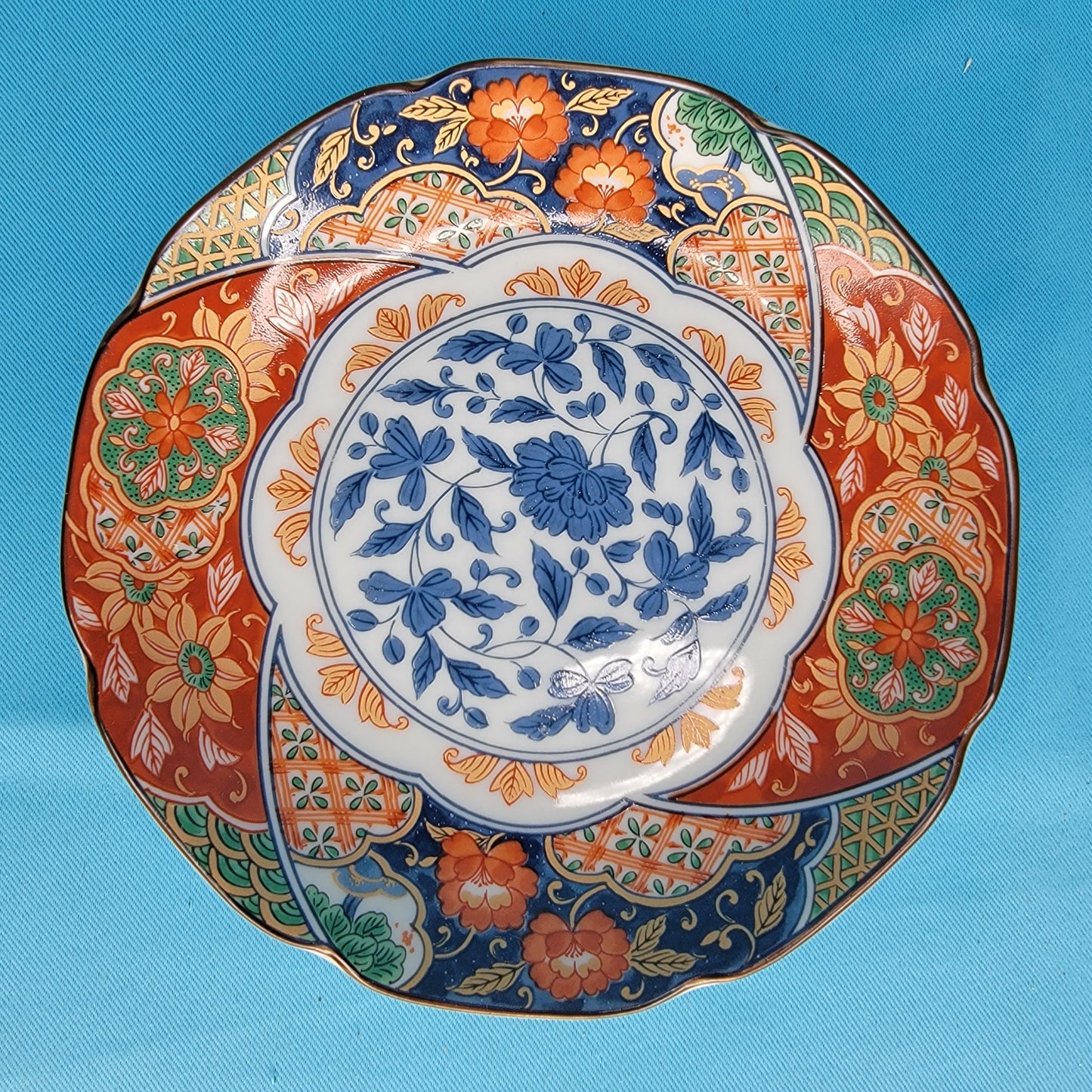 Gumps Karakusa Imari Salad Plates