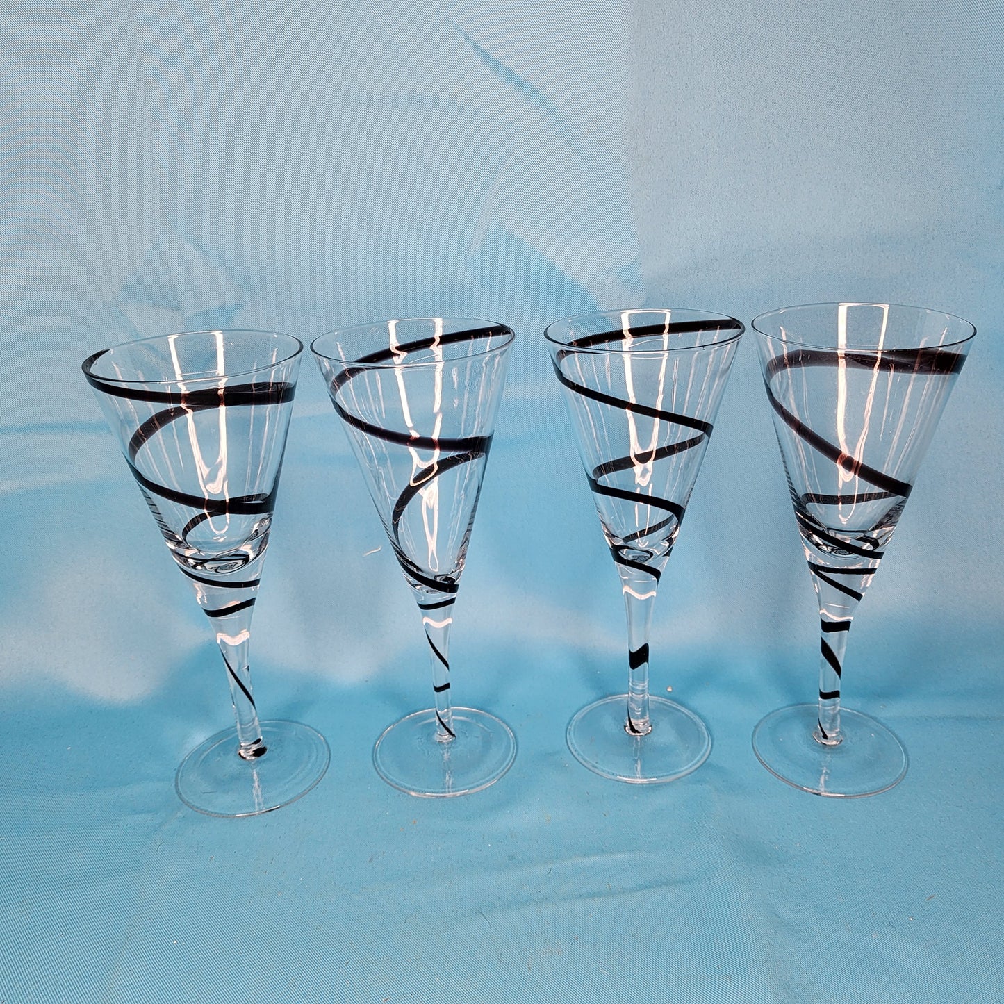 Black Swirl Stemless Glasses