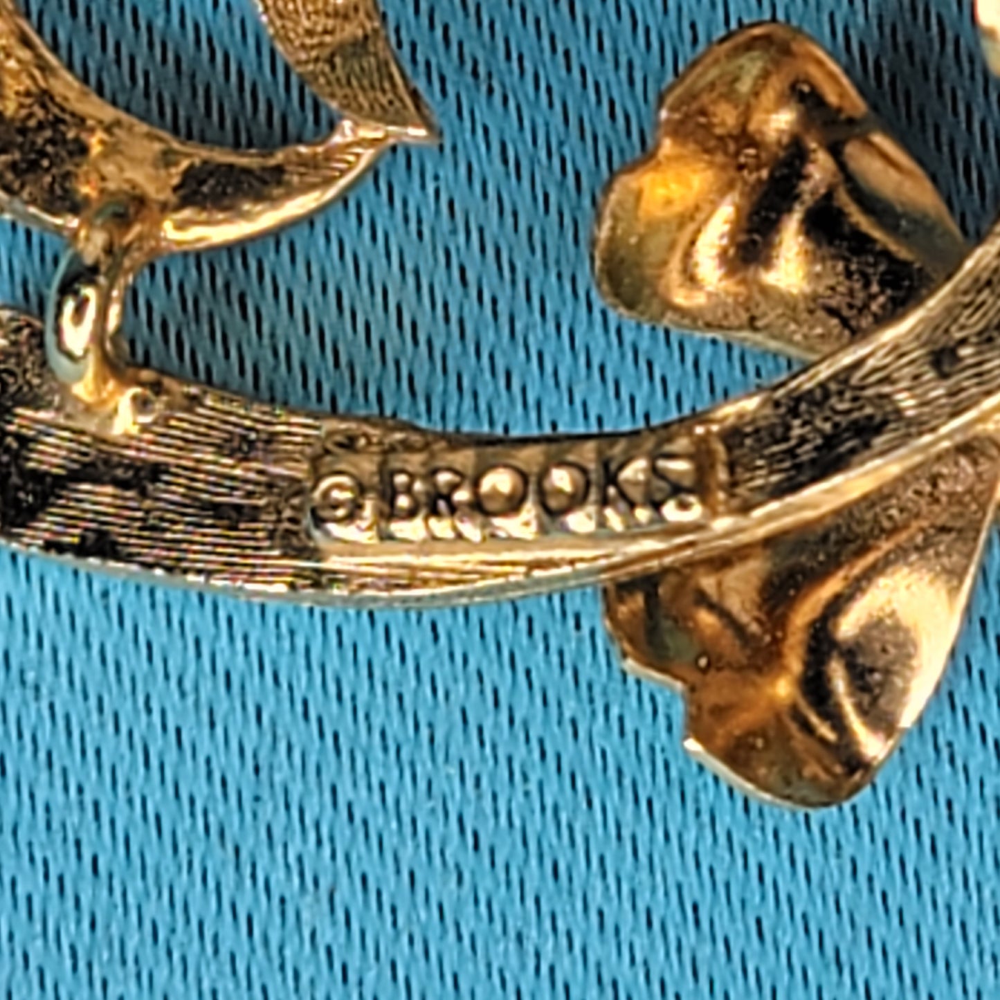 Vintage Flower Goldtone Brooch Signed Brooks