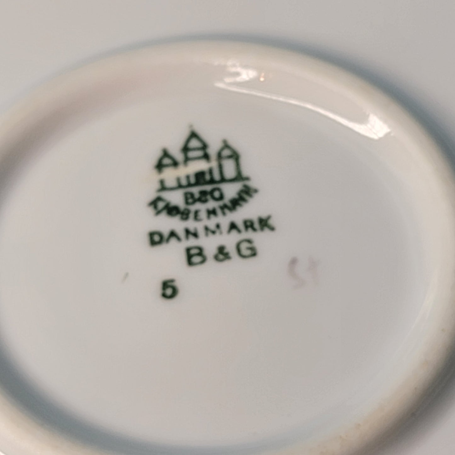 Bing and Grondahl Copenhagen Porcelain Seagull Round Covered Vegetable Server