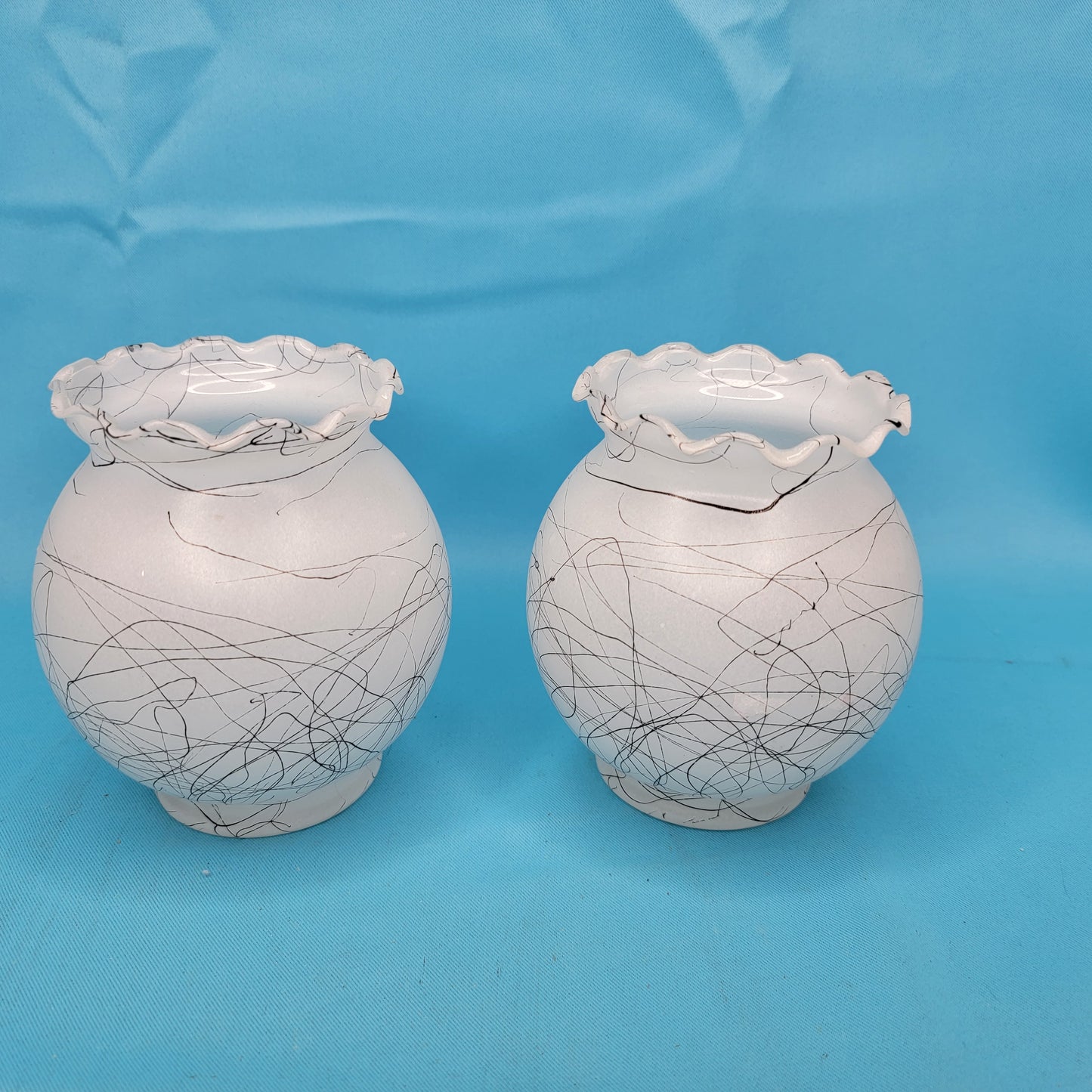 Pair of Anchor Hocking 1950s String Drizzle Spaghetti Vase