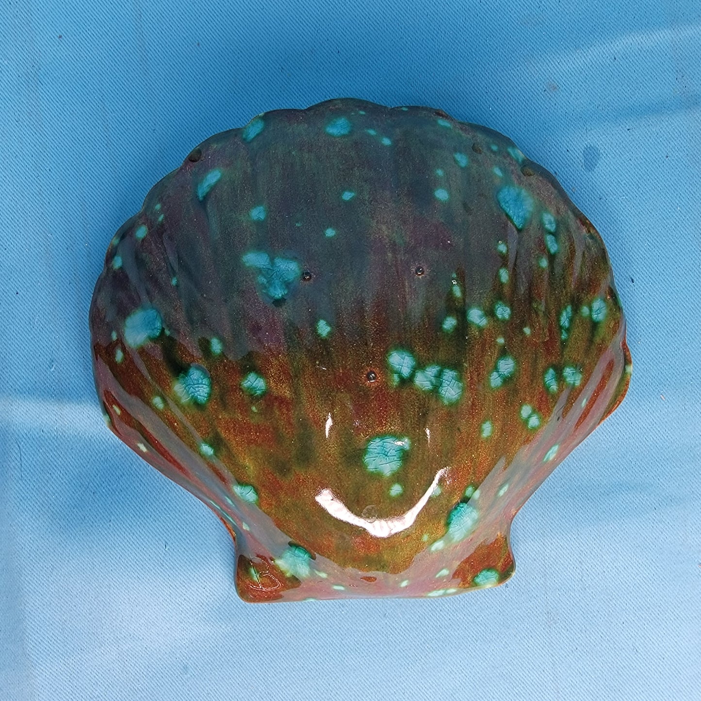 Speckled Glaze Clam Shell Dish