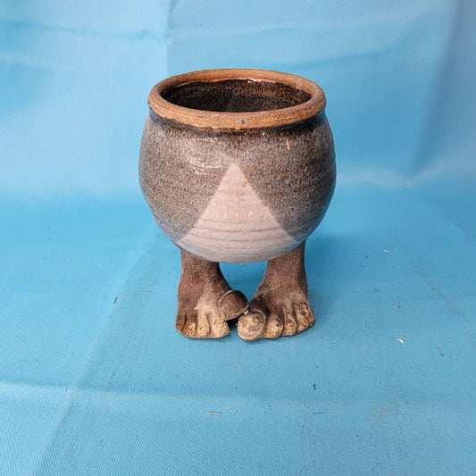 Art Pottery Foot Mug