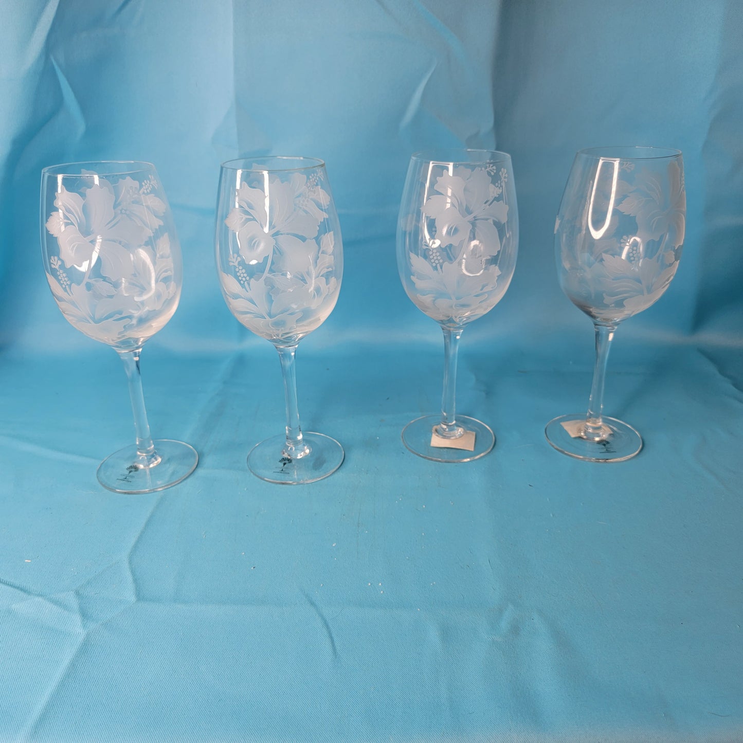 2005 Island Pantathalon Hibiscus Wine Glasses