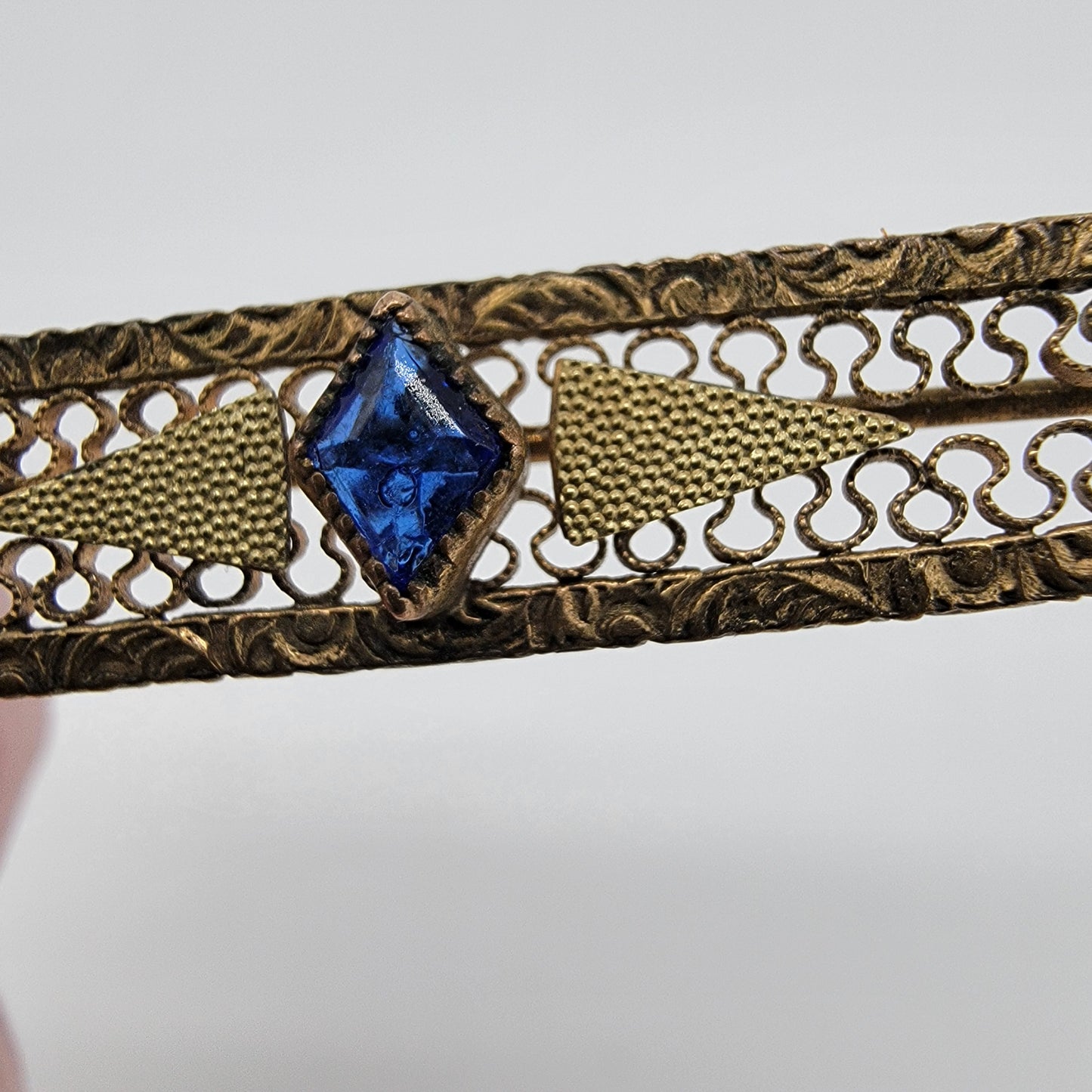 Antique Gold Bar Pin with Simulated Sapphire