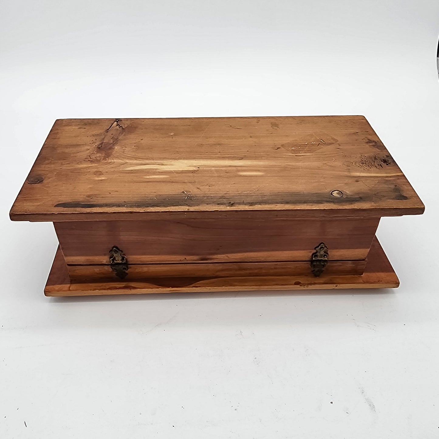 Cedar Wood Dresser Box