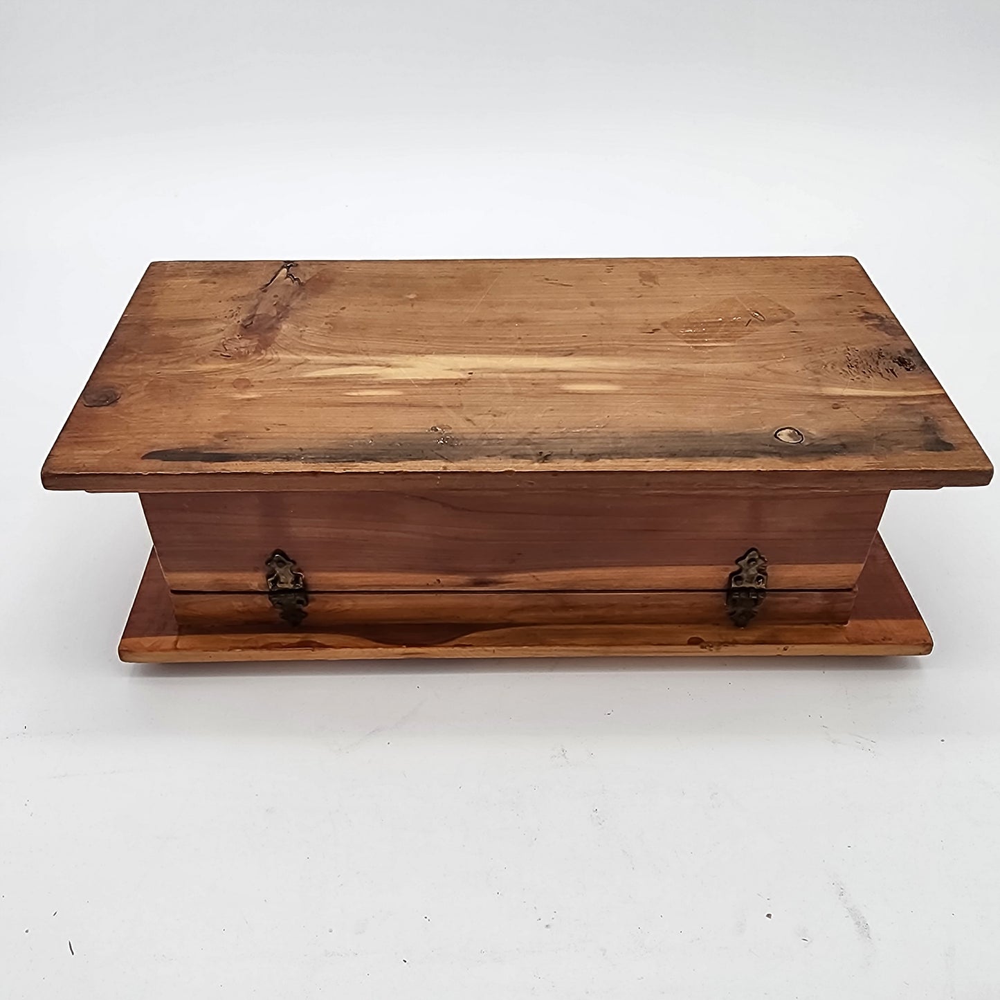Cedar Wood Dresser Box