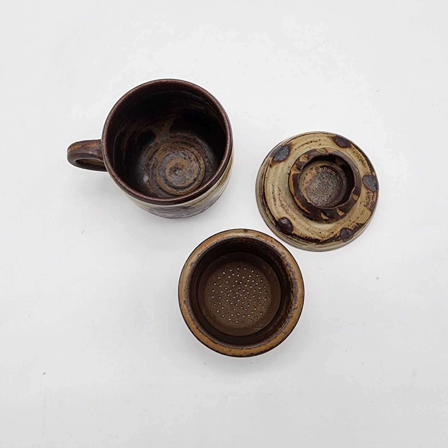 Stoneware Pottery Teacup with Infuser and Lid