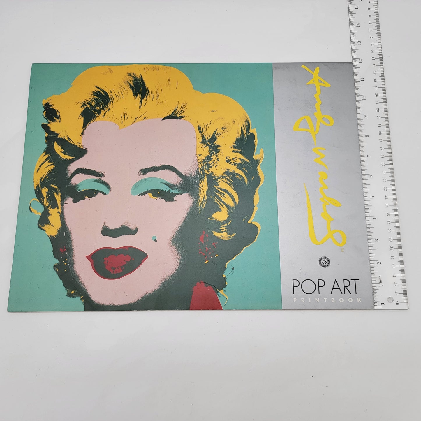 Andy Warhol Pop Art Printbook