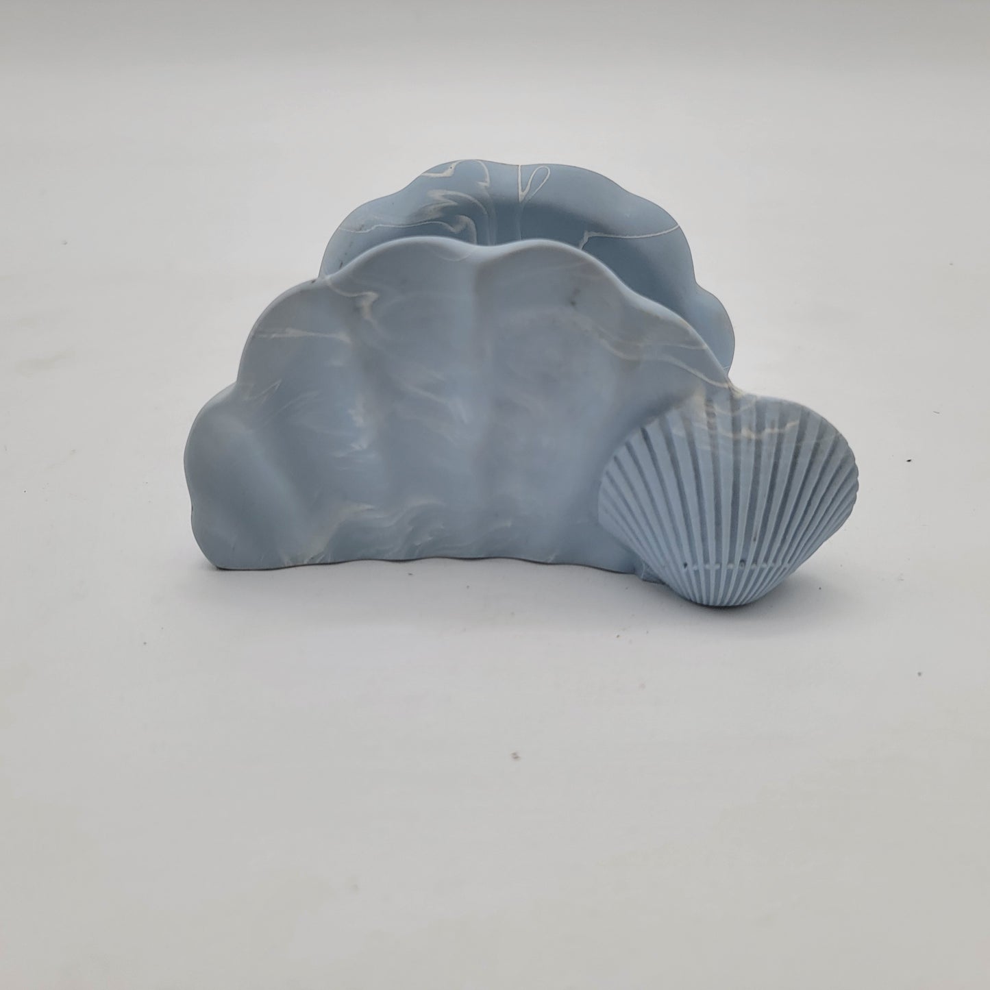 Vintage Dina Blue Shell Towel Holder