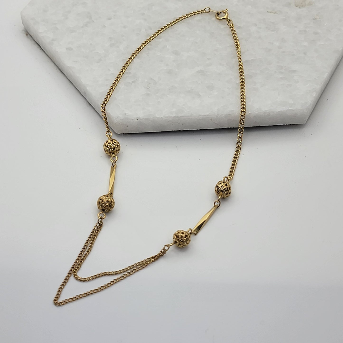 Dainty Goldtone Necklace with Knots