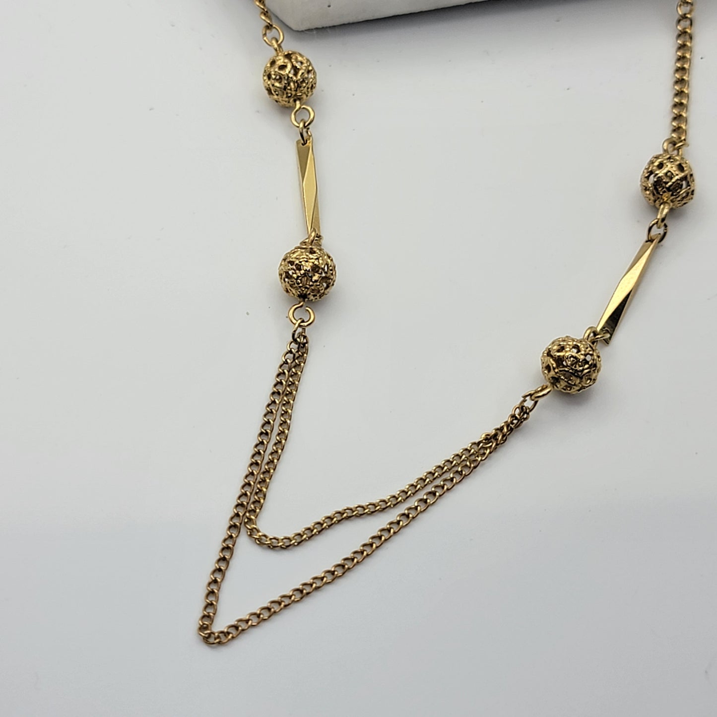 Dainty Goldtone Necklace with Knots