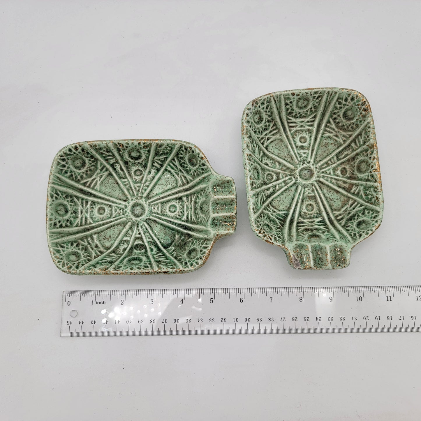 Mid Century Green Calif Org Pottery Ashtrays