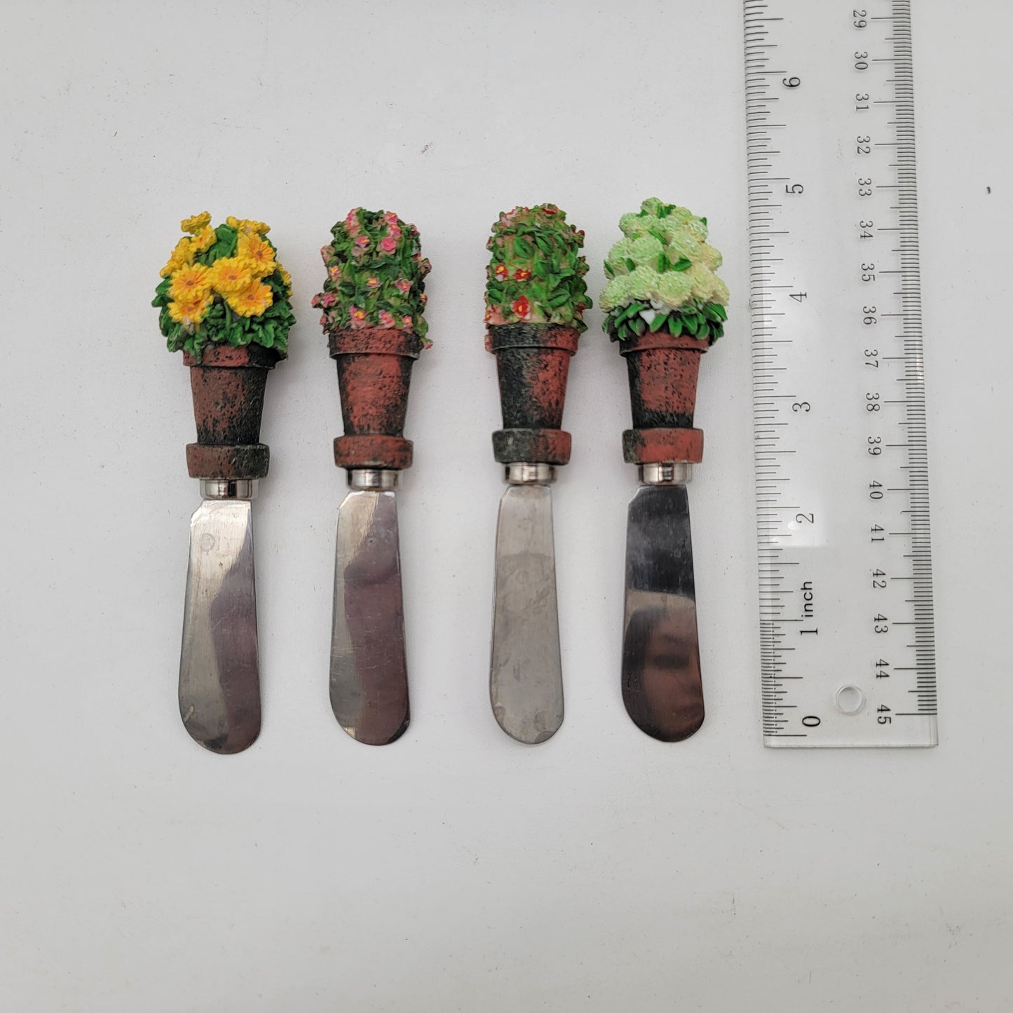 Flower Bush Spreaders Set