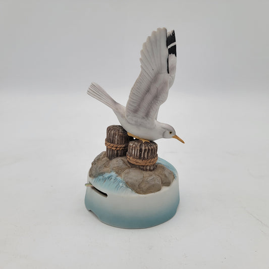 1986 Lefton Seagull Music Box