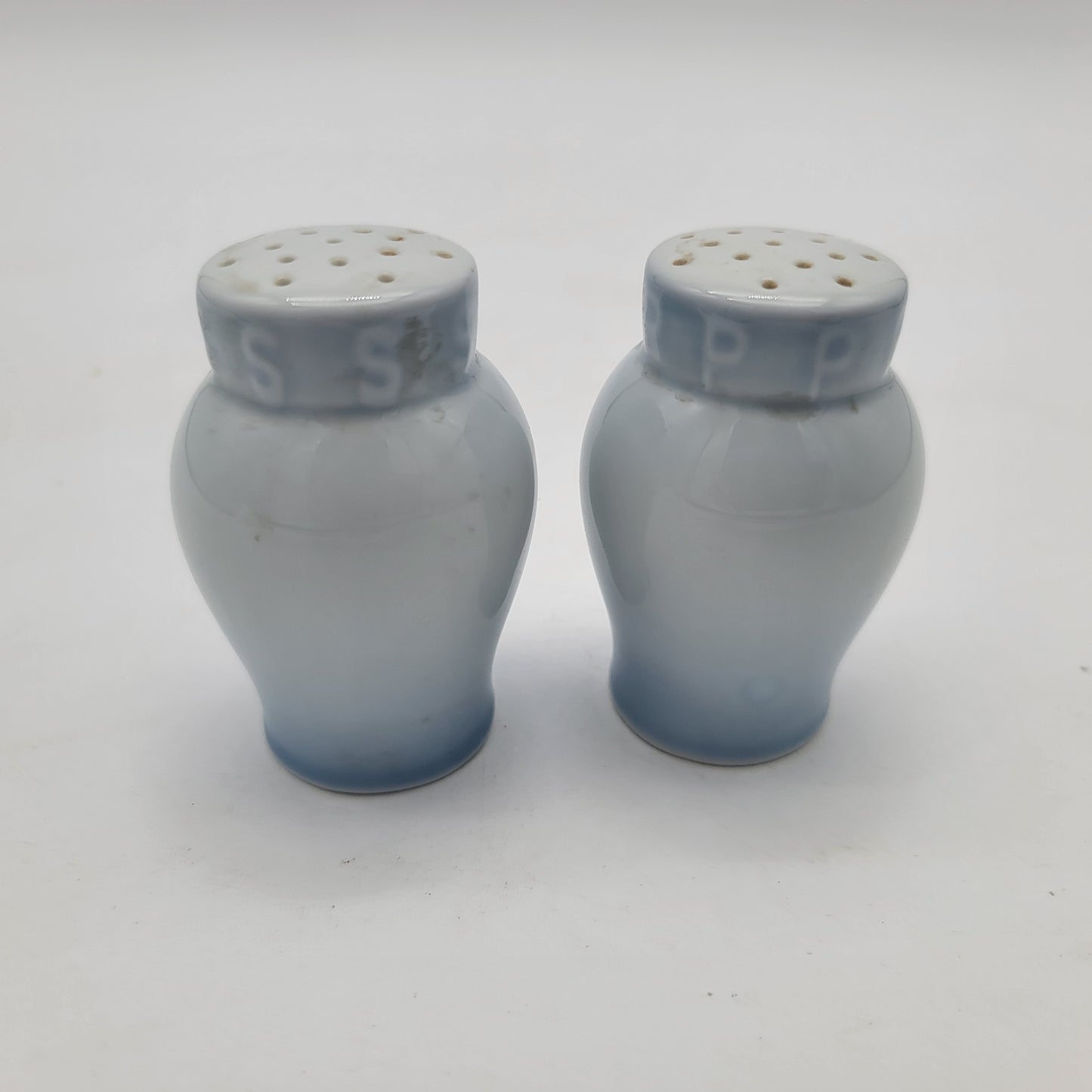 Bing & Grondahl Falling Leaves Salt and Pepper Shakers