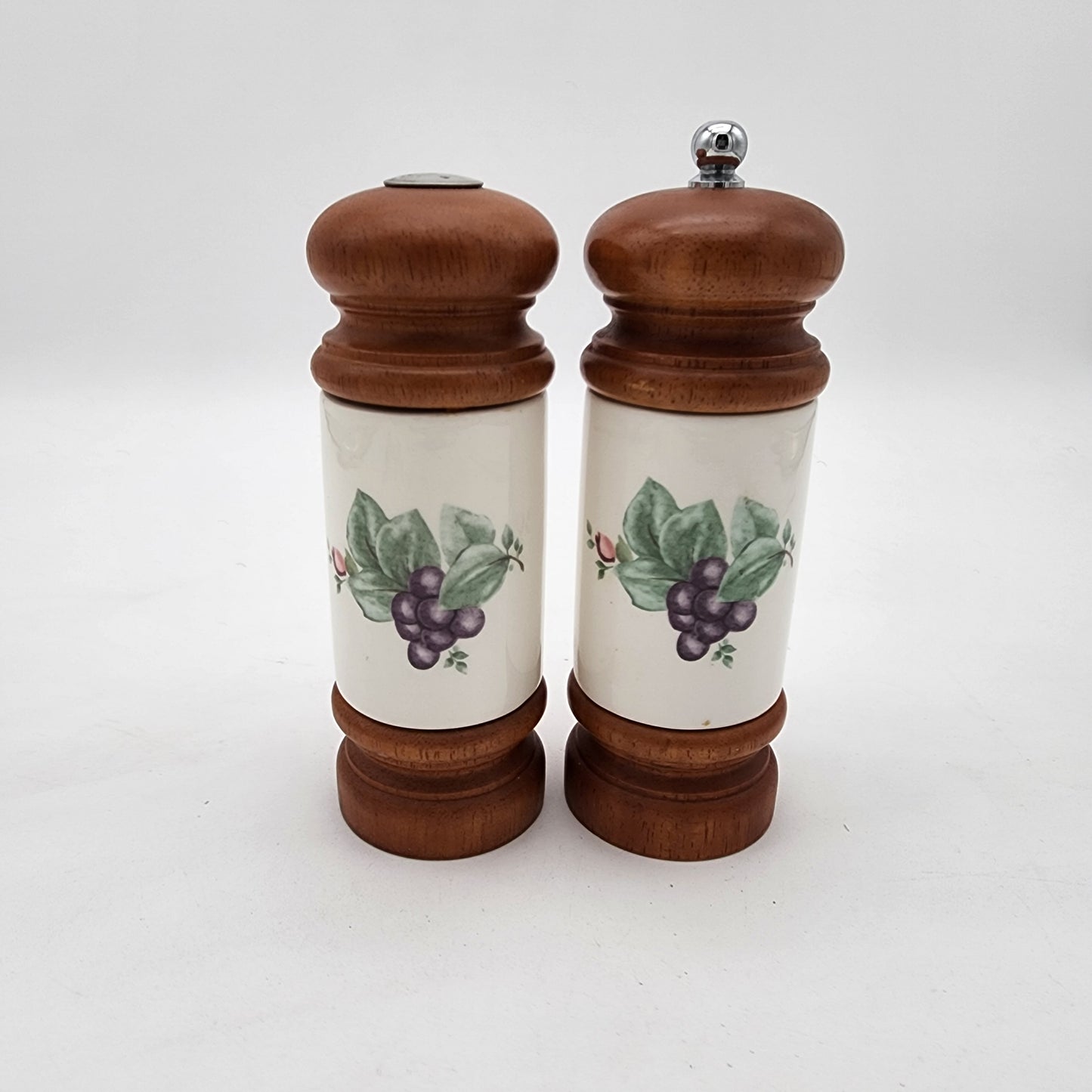 Mr Dudley Pfaltzgraff Grapevine Salt and Pepper Shakers