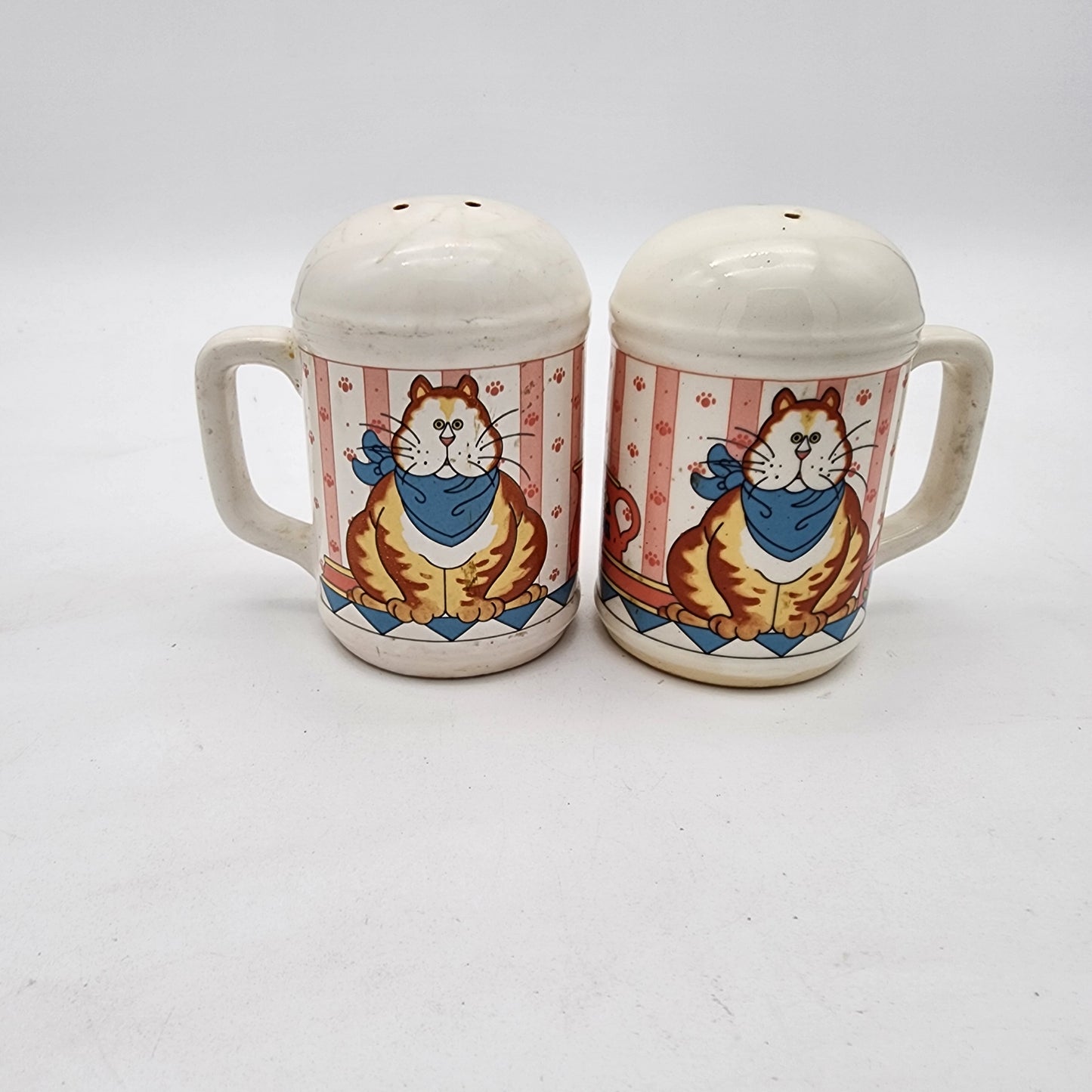 Lisa Berrett Fat Cat Shaker Set - Napkin Holder as Found