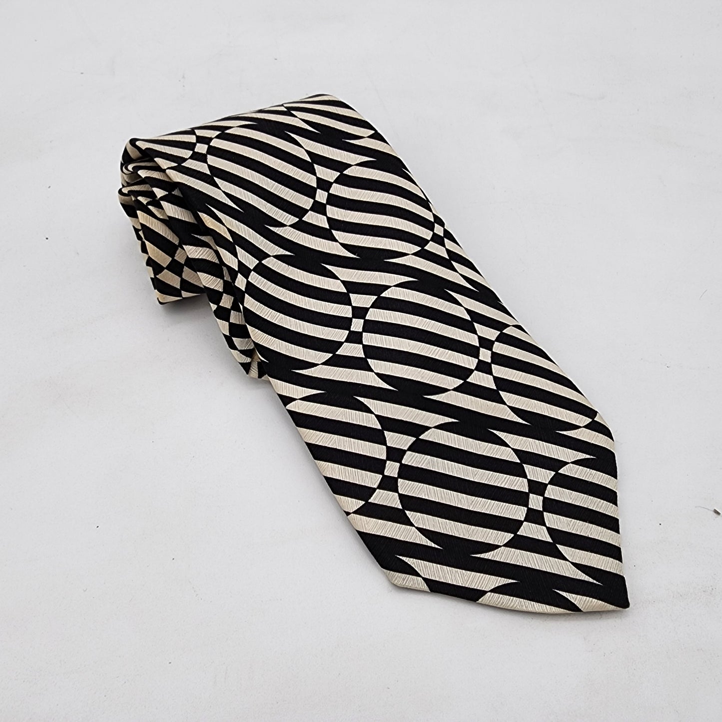 Gianni Versace 100% Silk Tie Black and White Optical