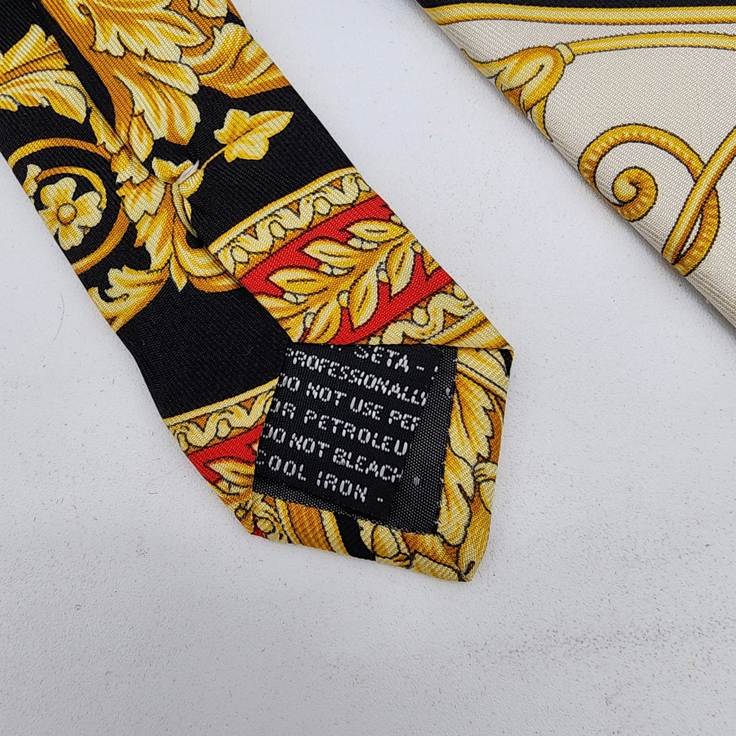 Gianni Versace 100% Silk Tie Baroque