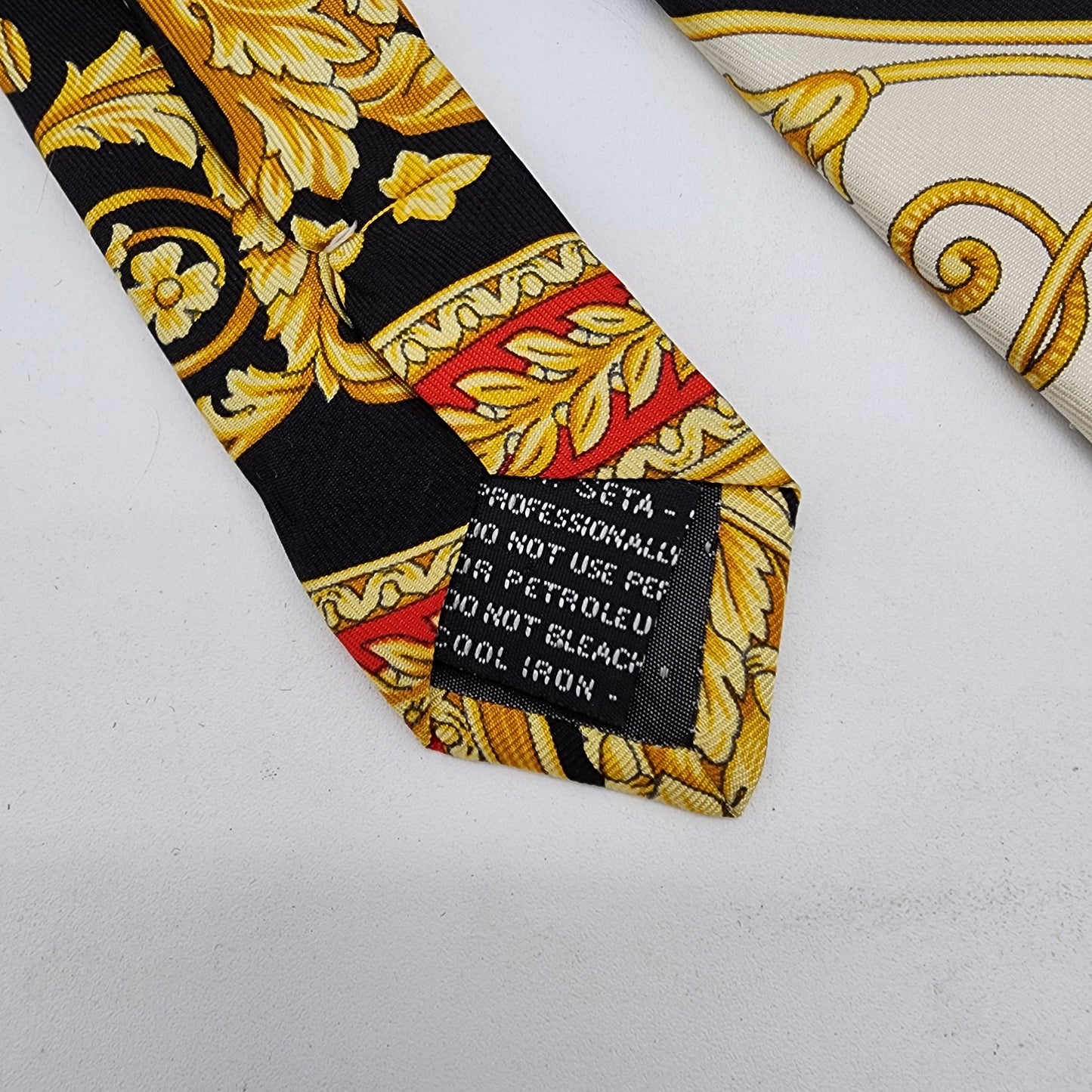 Gianni Versace 100% Silk Tie Baroque