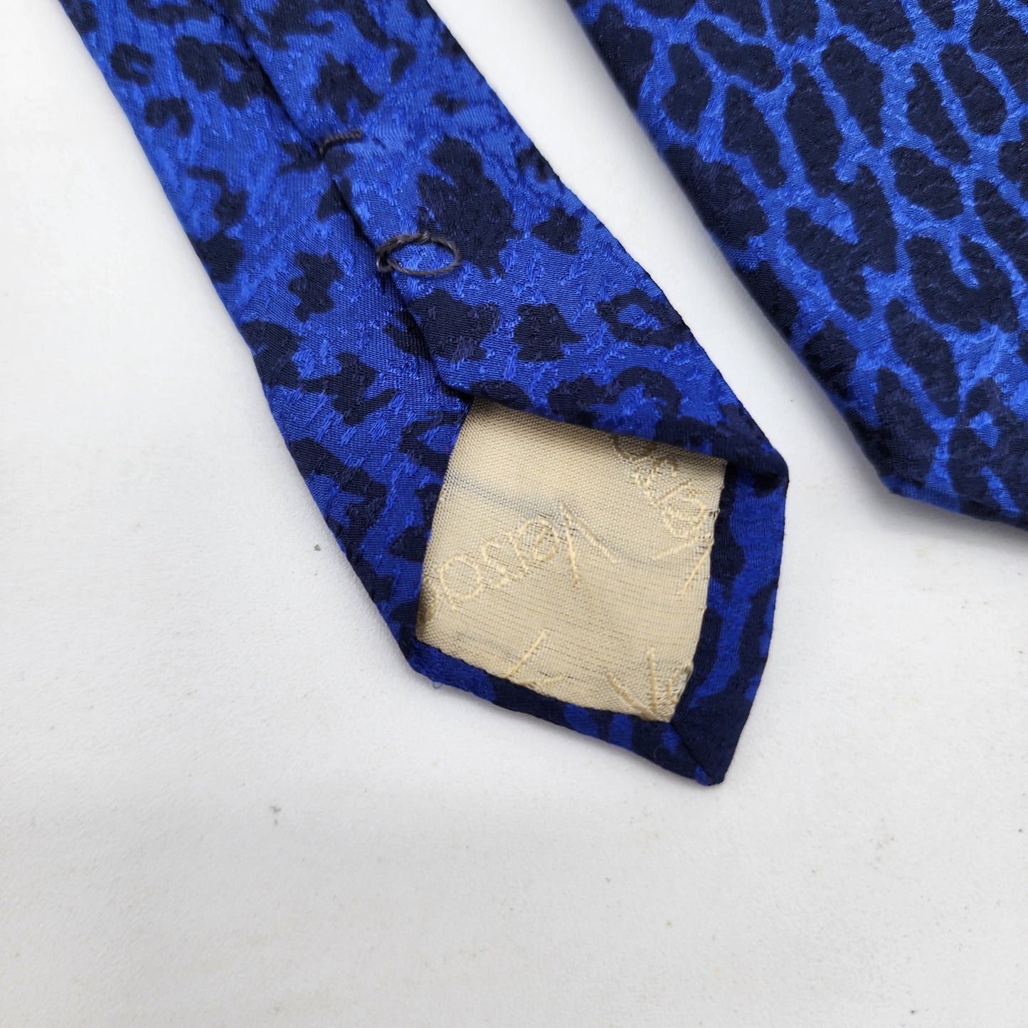 Gianni Versace 100% Silk Tie Blue and Red Leopard Spot Medusa Head