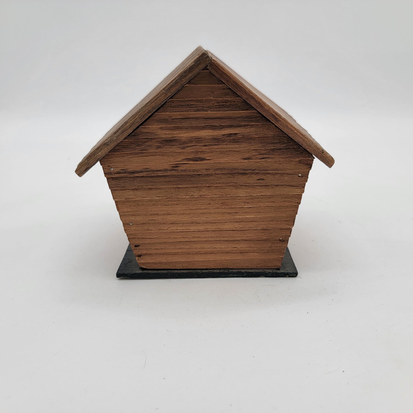 Log Cabin Bird House