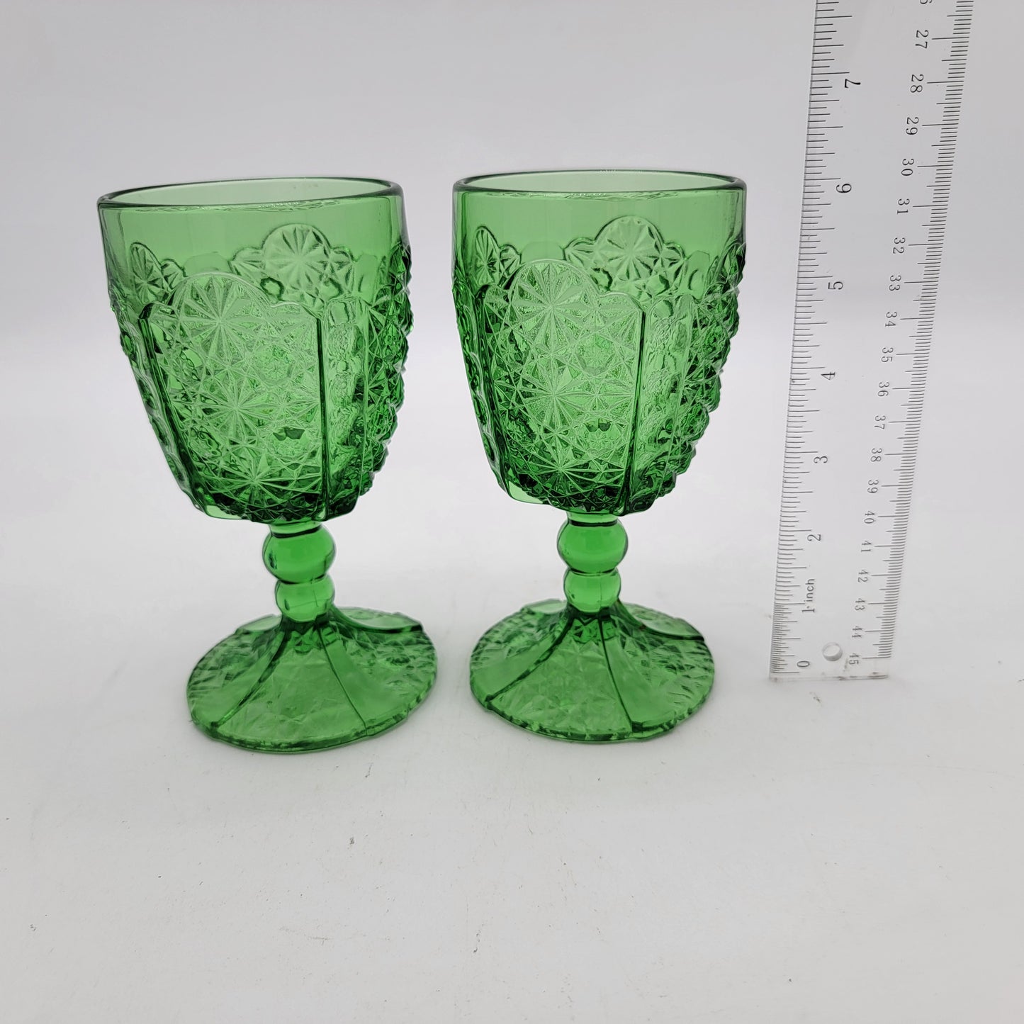 Pair of Daisy and Button Glass Water Goblets