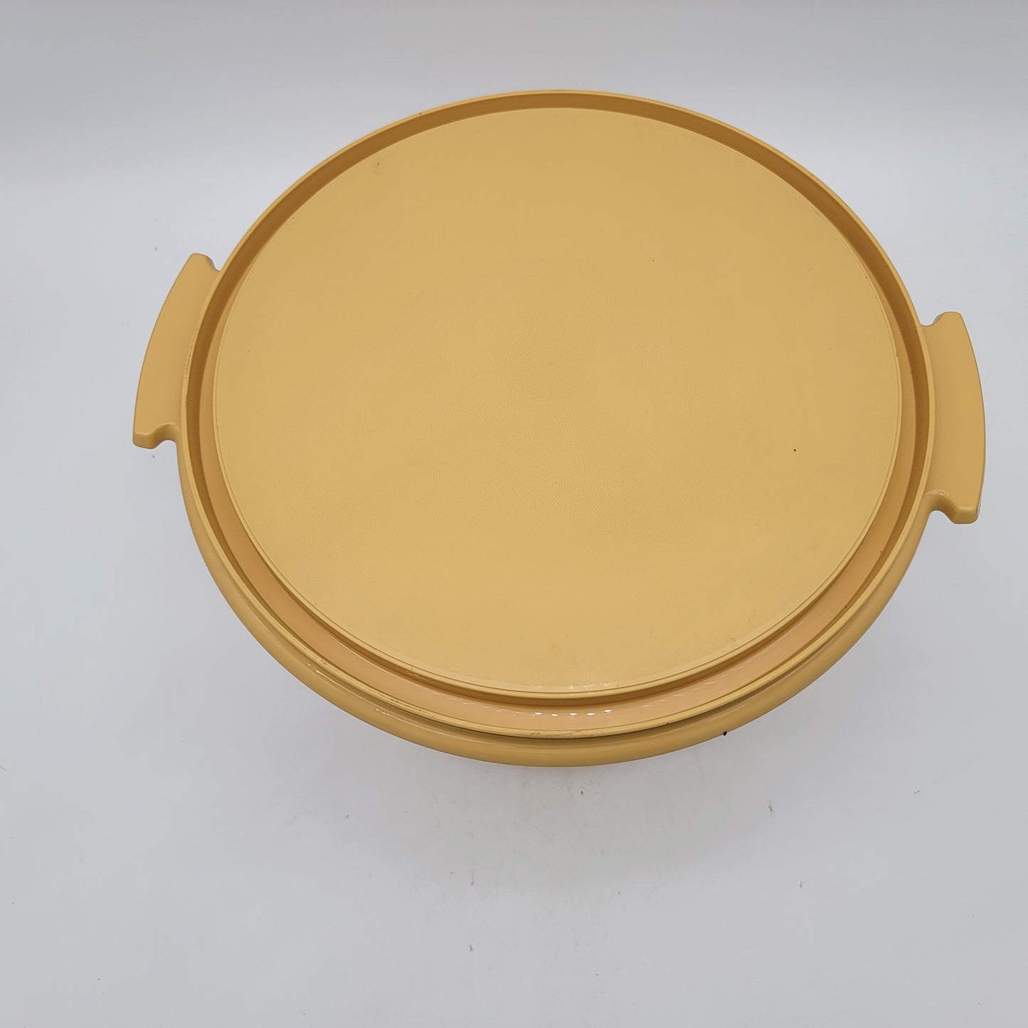 Vintage Tupperware Cake Keeper