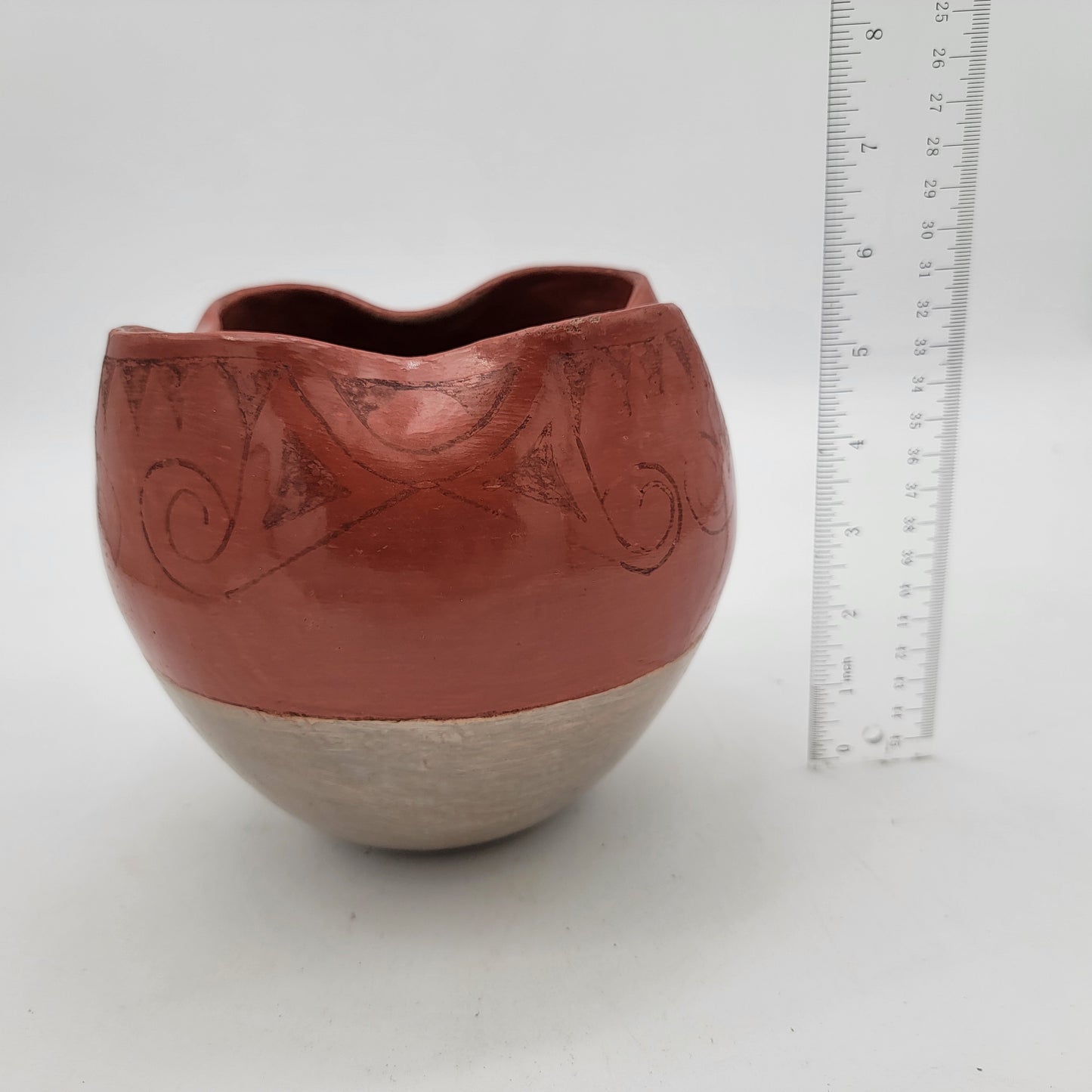 Phyliss Johnson Cerna Maricopa Pottery Pot