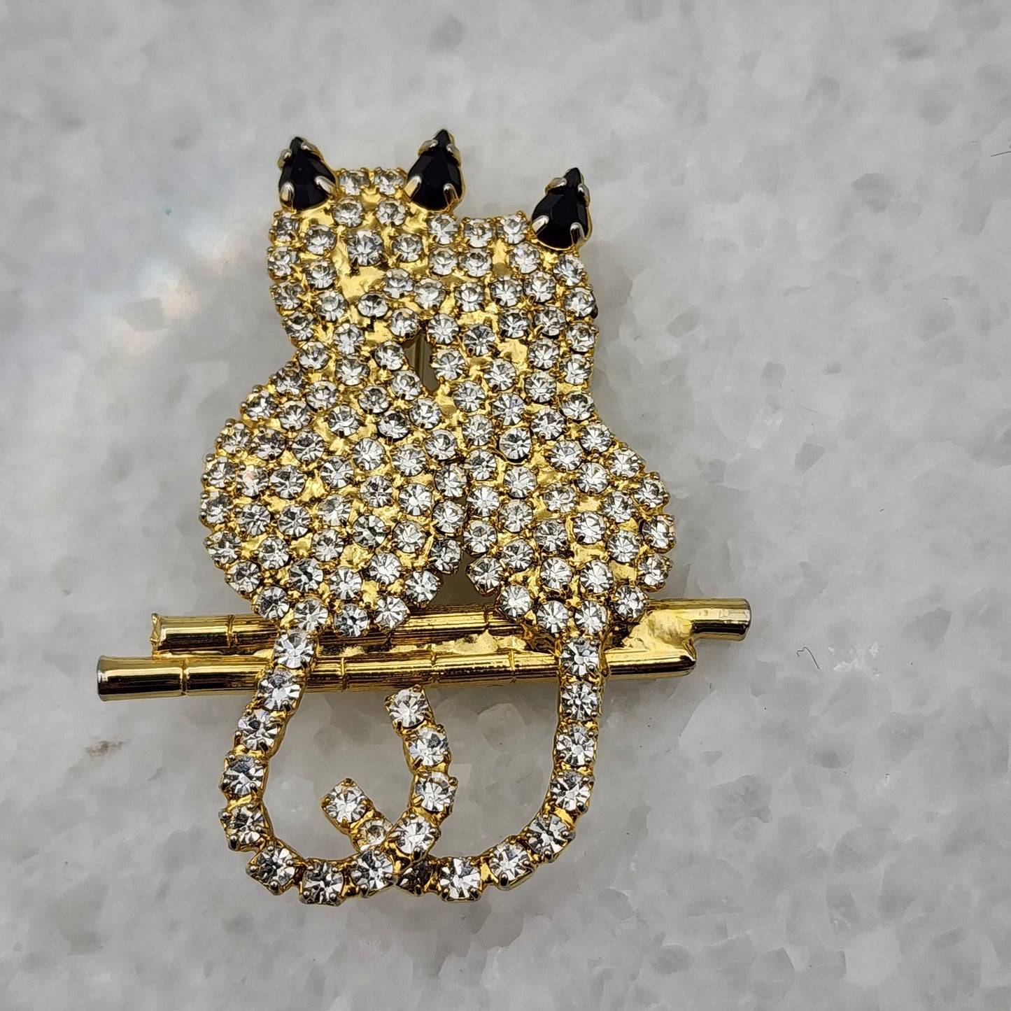 Vintage Rhinestone Sitting Cats Brooch