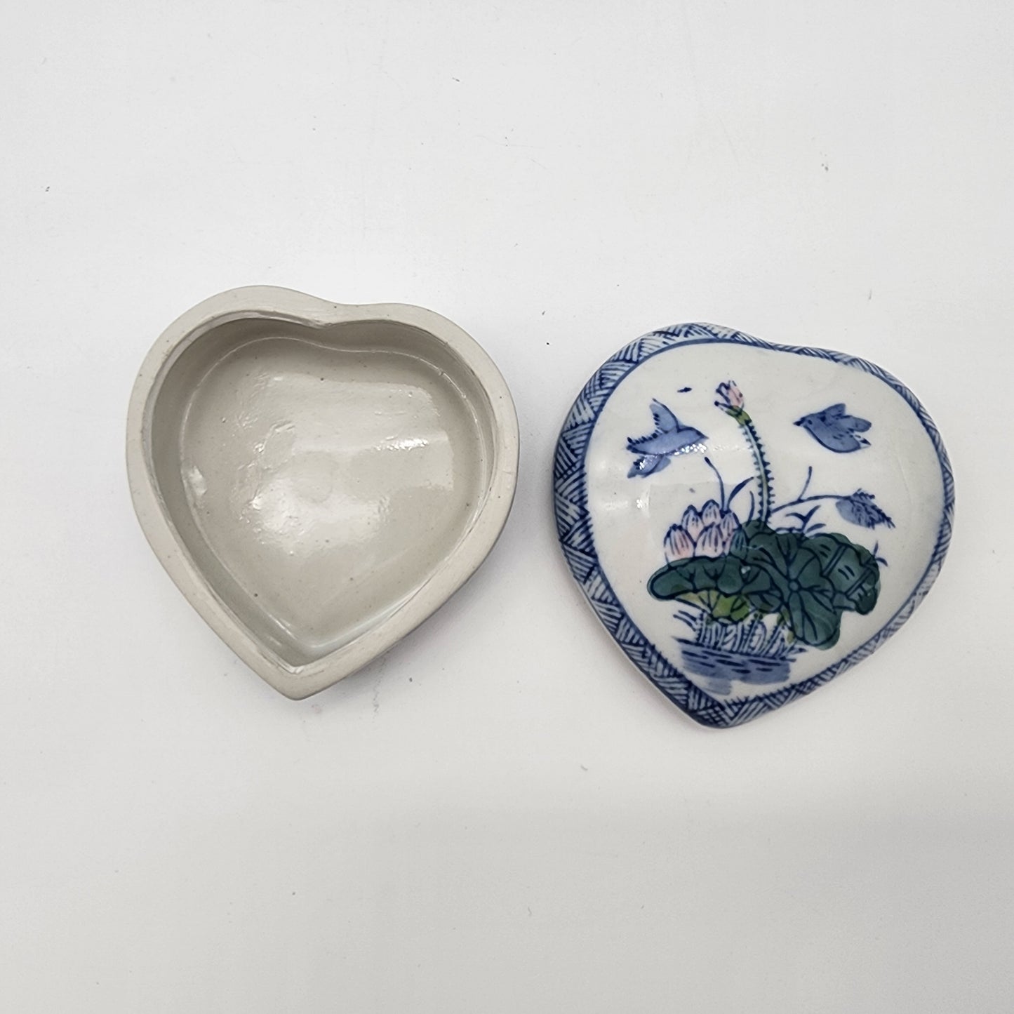 Chinese Porcelain Heart Trinket Box