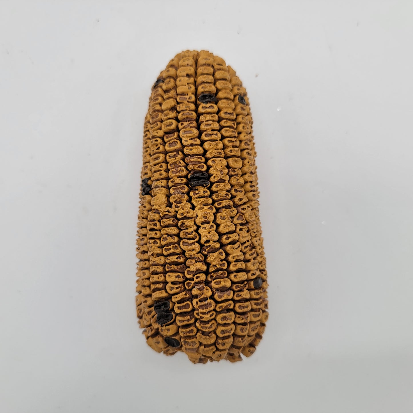 2 Pieces of Ceramic Corn