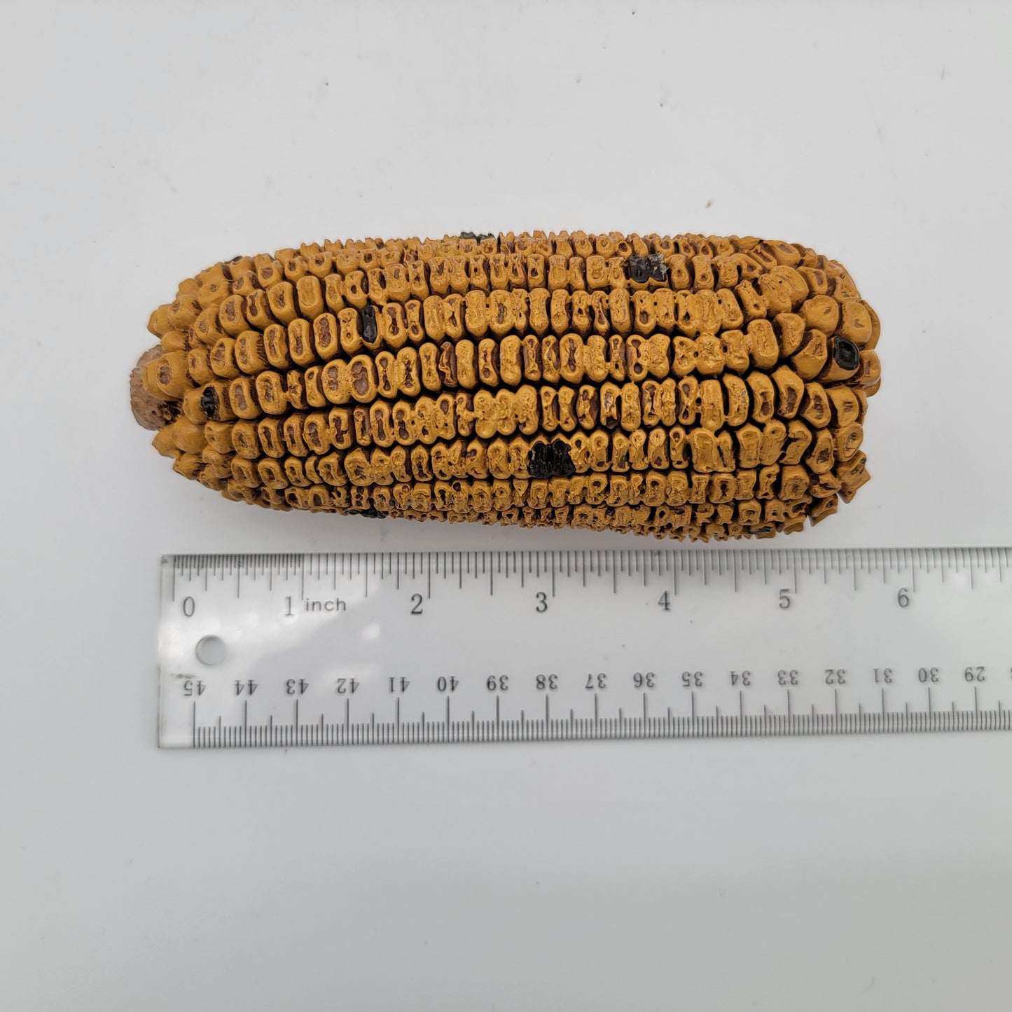 2 Pieces of Ceramic Corn