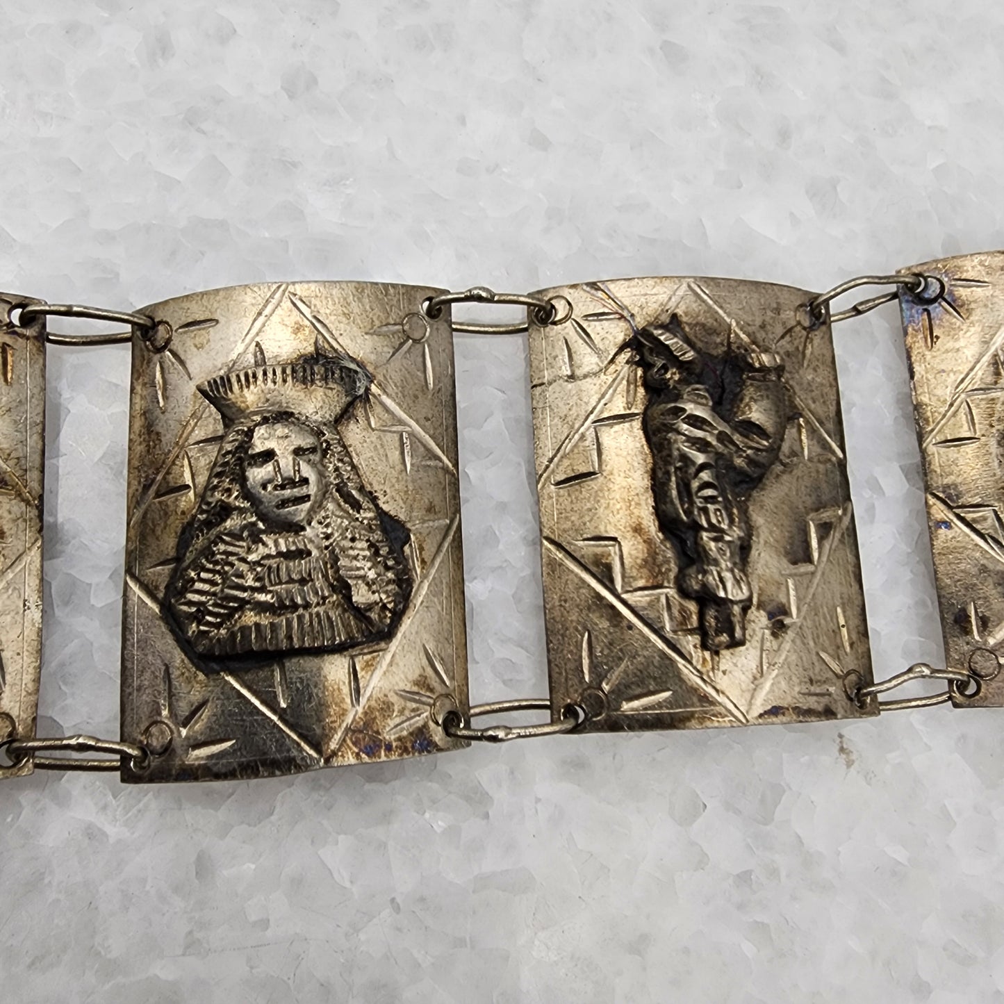 Vintage Peruvian 900 Sukver High Relief Panel Link Bracelet