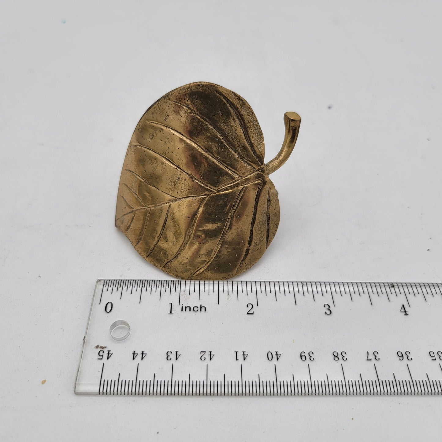 Set of 6 Vintage Brass Leaf Napkin Rings Gold Tone Aspen Leaf