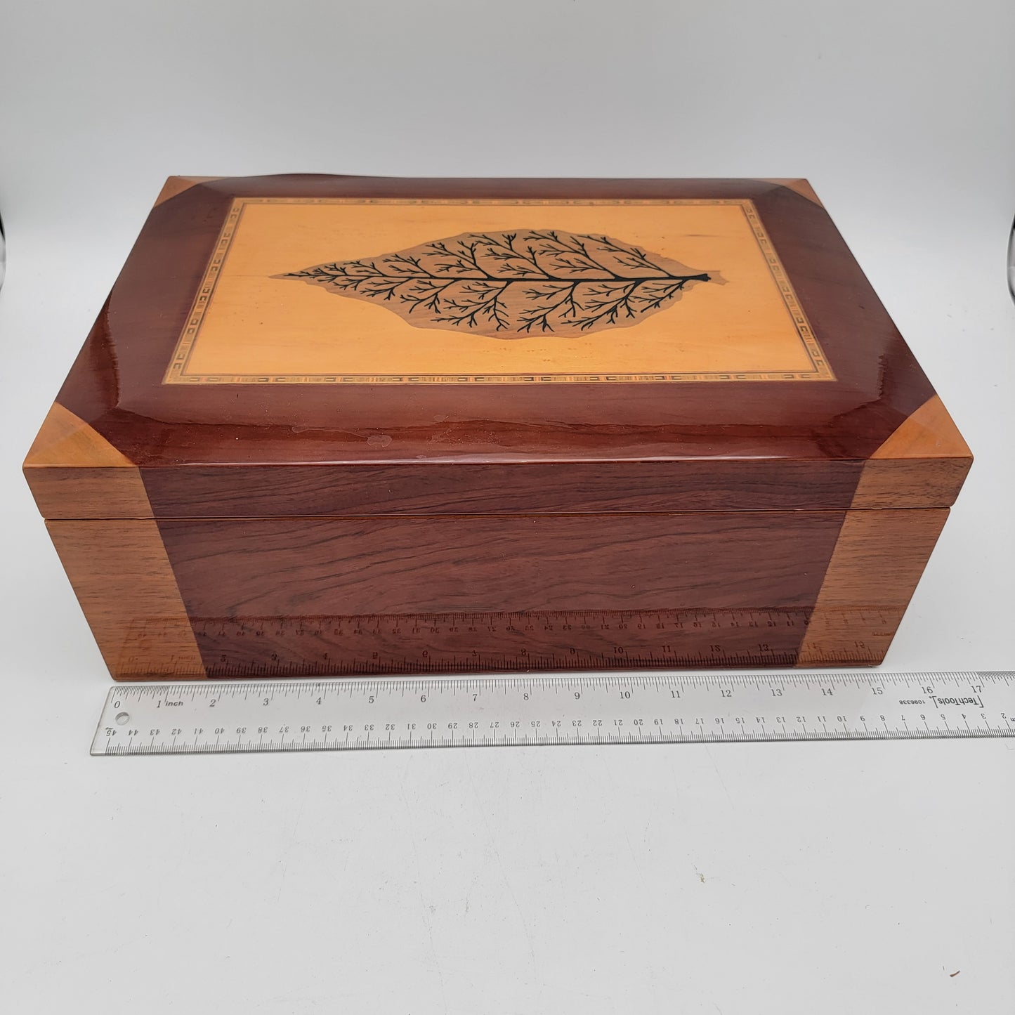 Alexander Kalifano Humidor