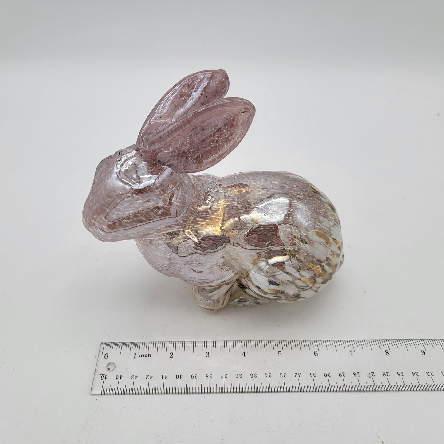 Art Glass Bunny Sitting