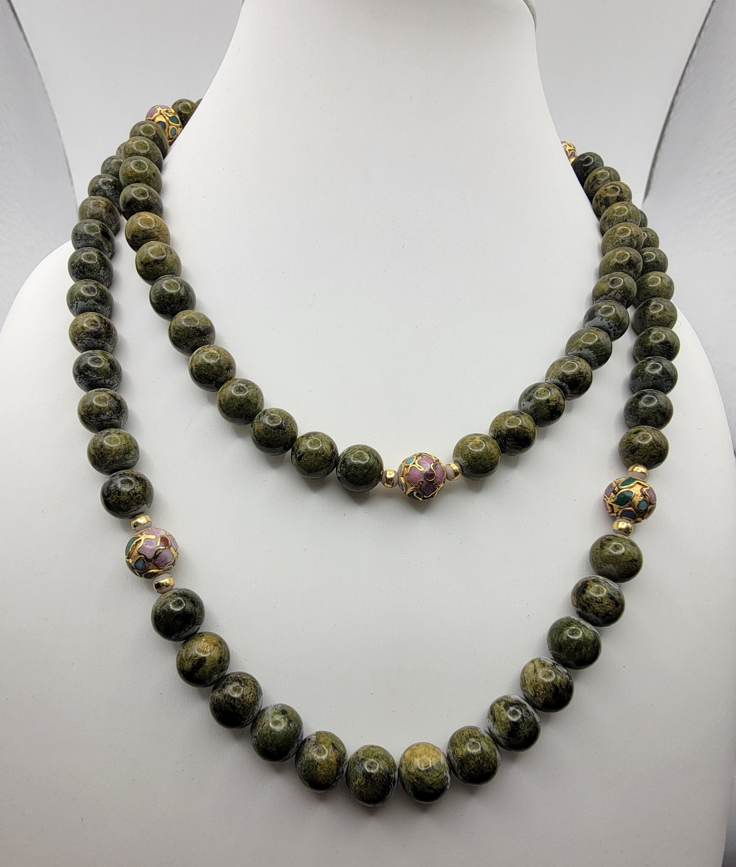 Green Stone and Cloisonne Beaded Necklace