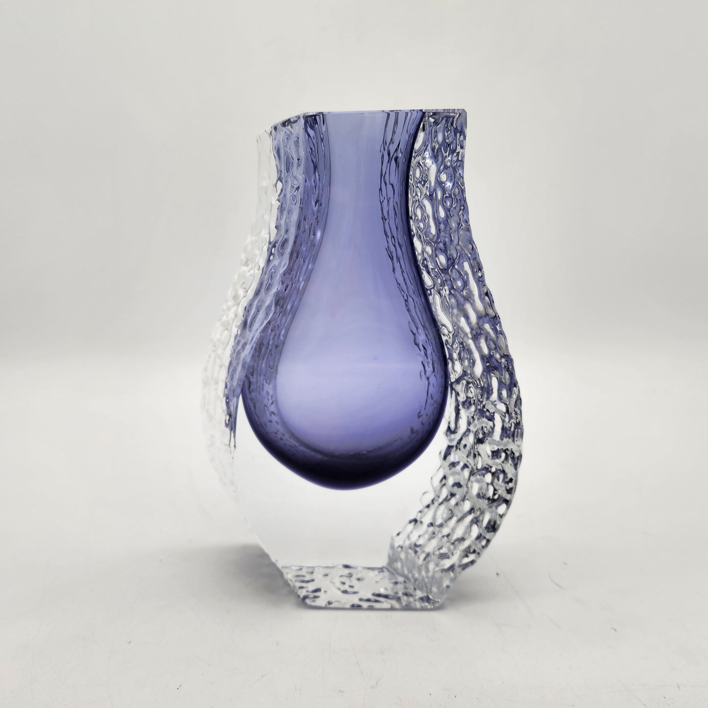 Alessandro Mandruzzato Murano Sommerso Glass Vase