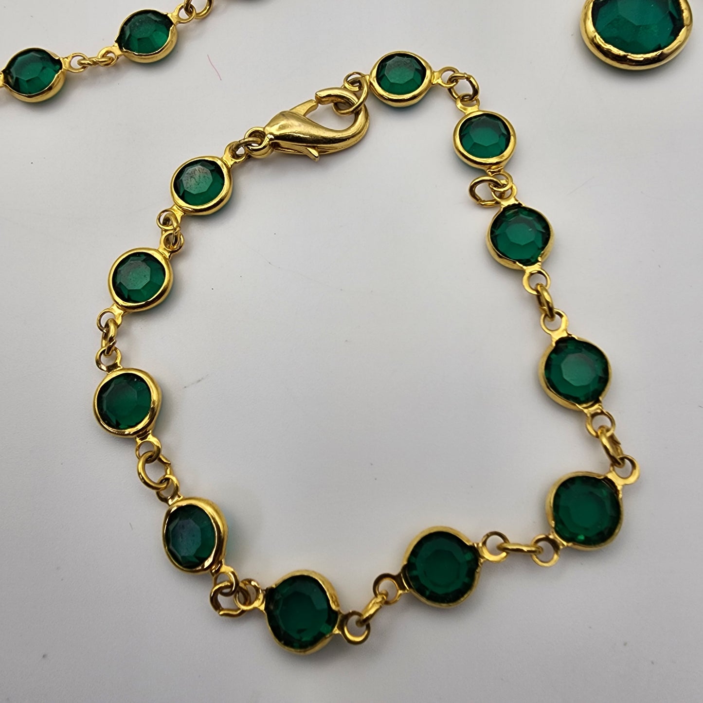 Vintage Green Austrian Crystal USA Bezel Set Necklace Bracelet Earrings