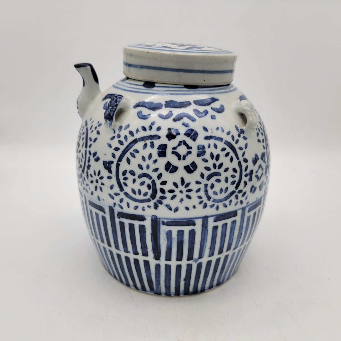 Vintage Chinese Blue & White Ceramic Water Jug Wine Pot w Spout