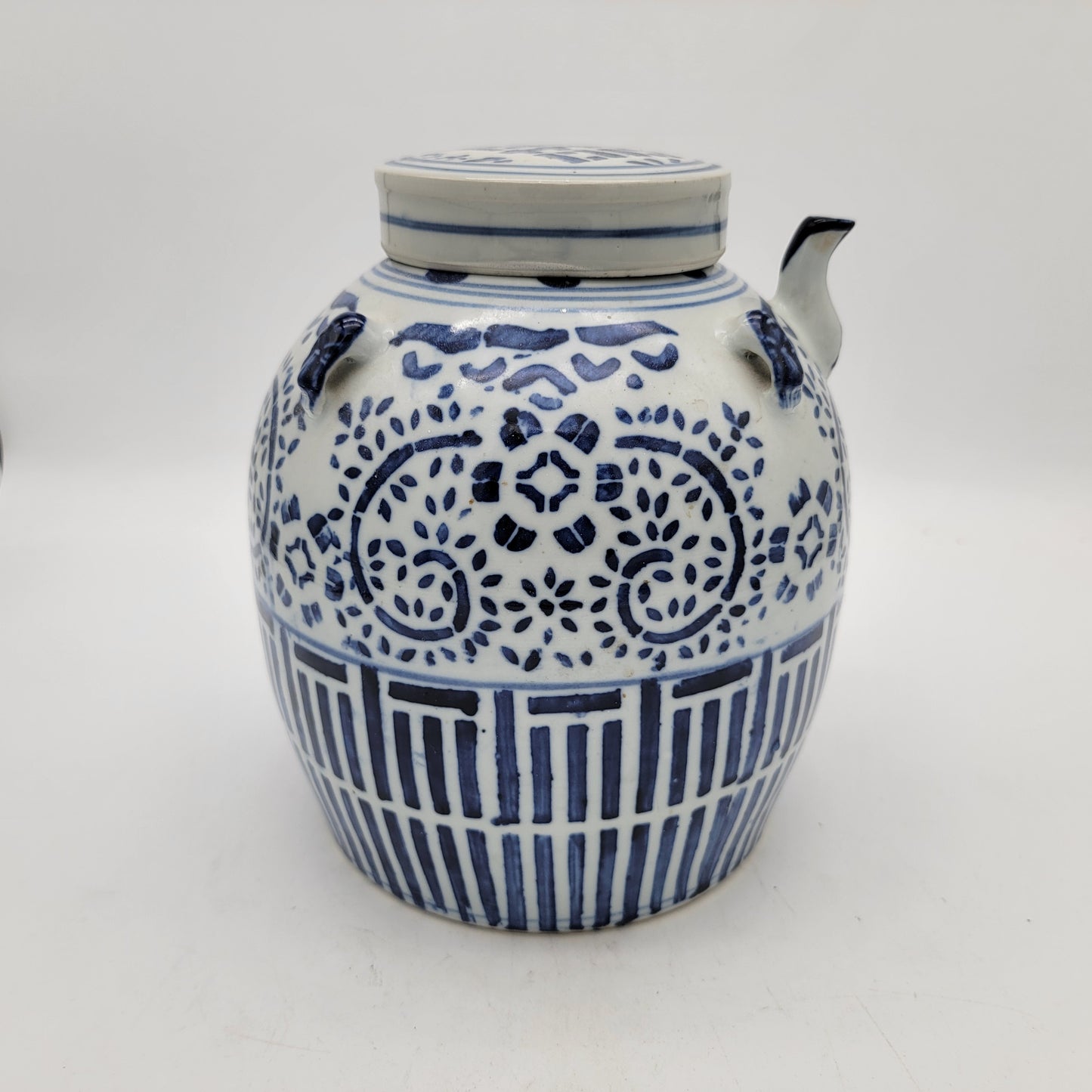 Vintage Chinese Blue & White Ceramic Water Jug Wine Pot w Spout