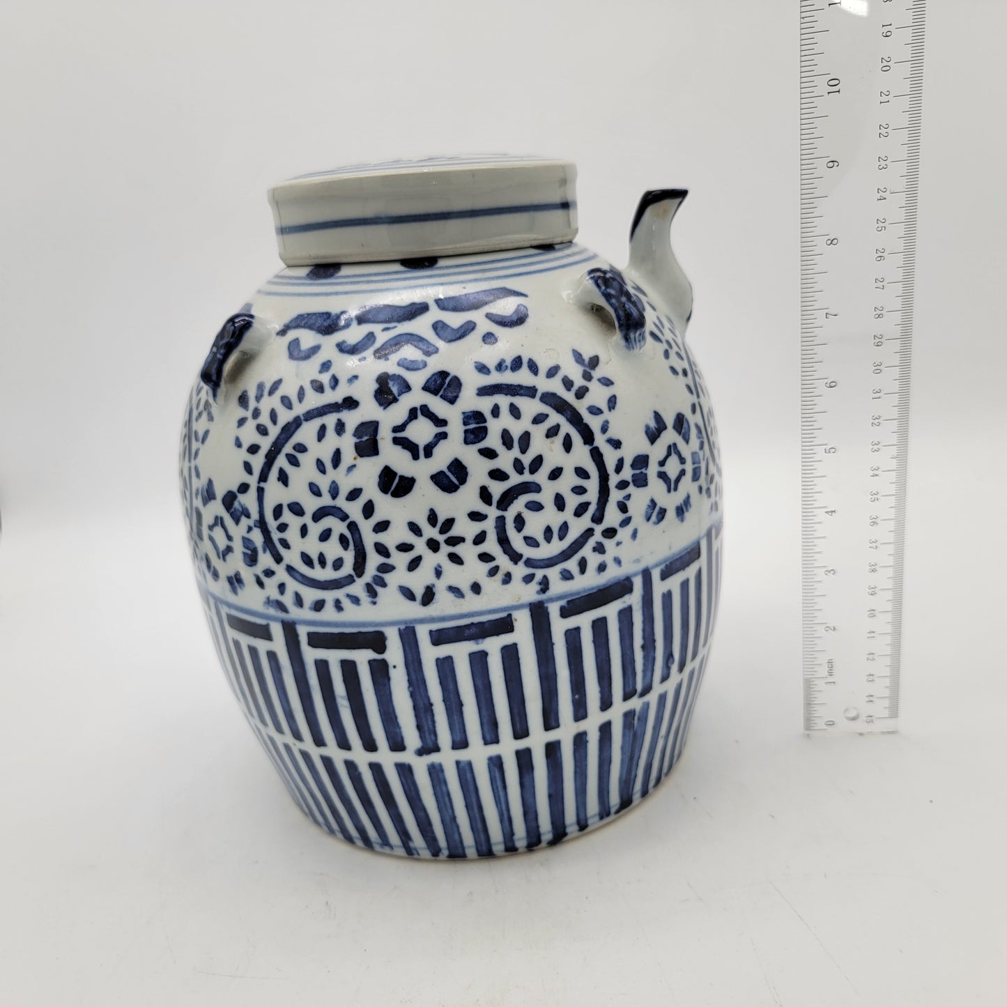 Vintage Chinese Blue & White Ceramic Water Jug Wine Pot w Spout