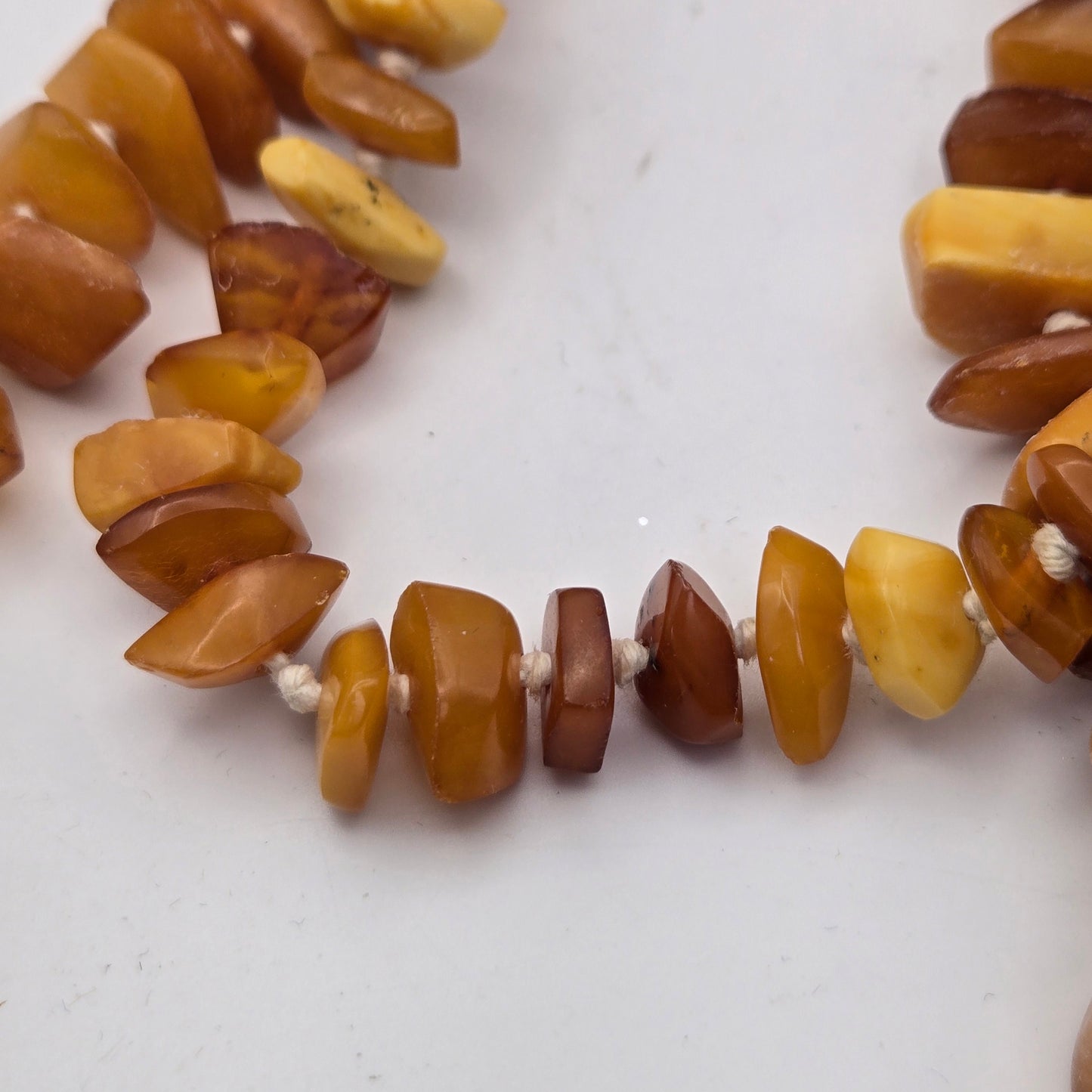 Vintage Butterscotch Baltic Egg Yolk Amber Chip Necklace