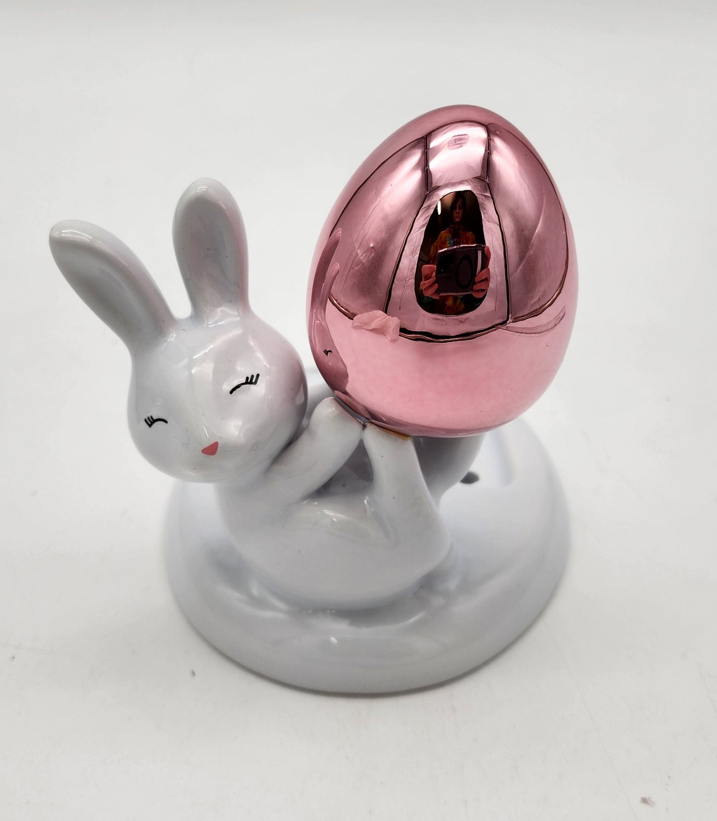 Bath and Body Works Easter Bunny Soap Dish with Pink Egg