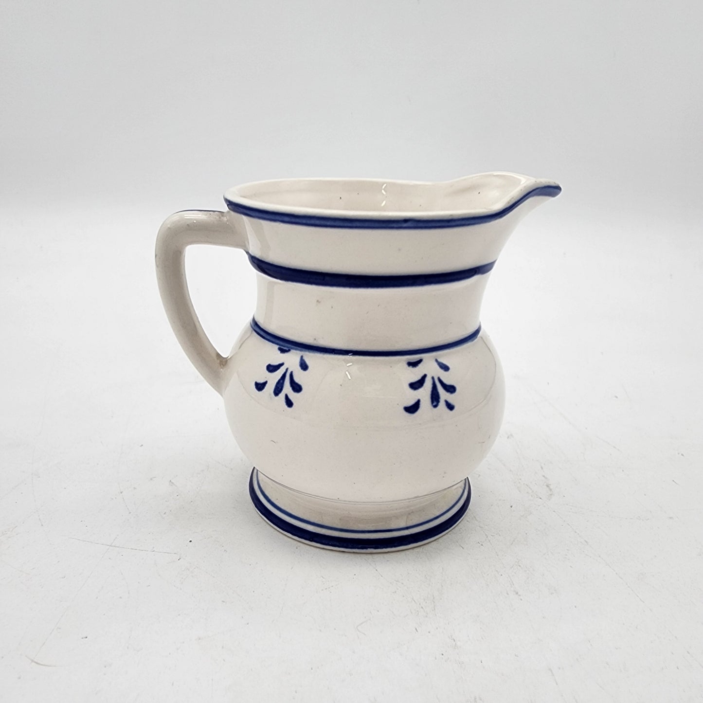 Vintage Royal Sealy Heritage Creamer