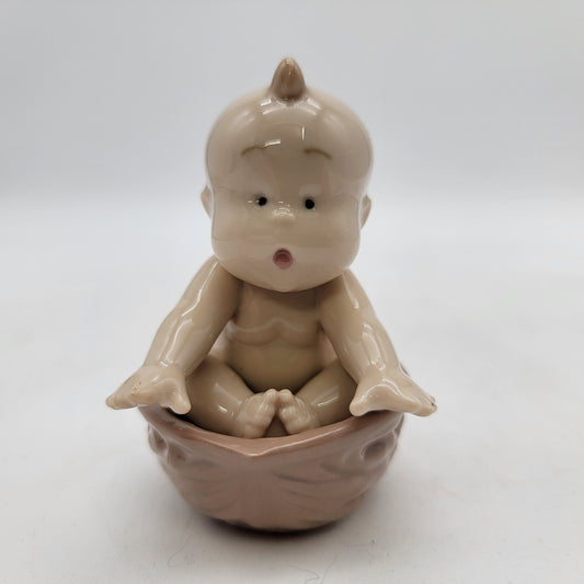 Nao By Lladro Baby Cabbage Figurine 2003