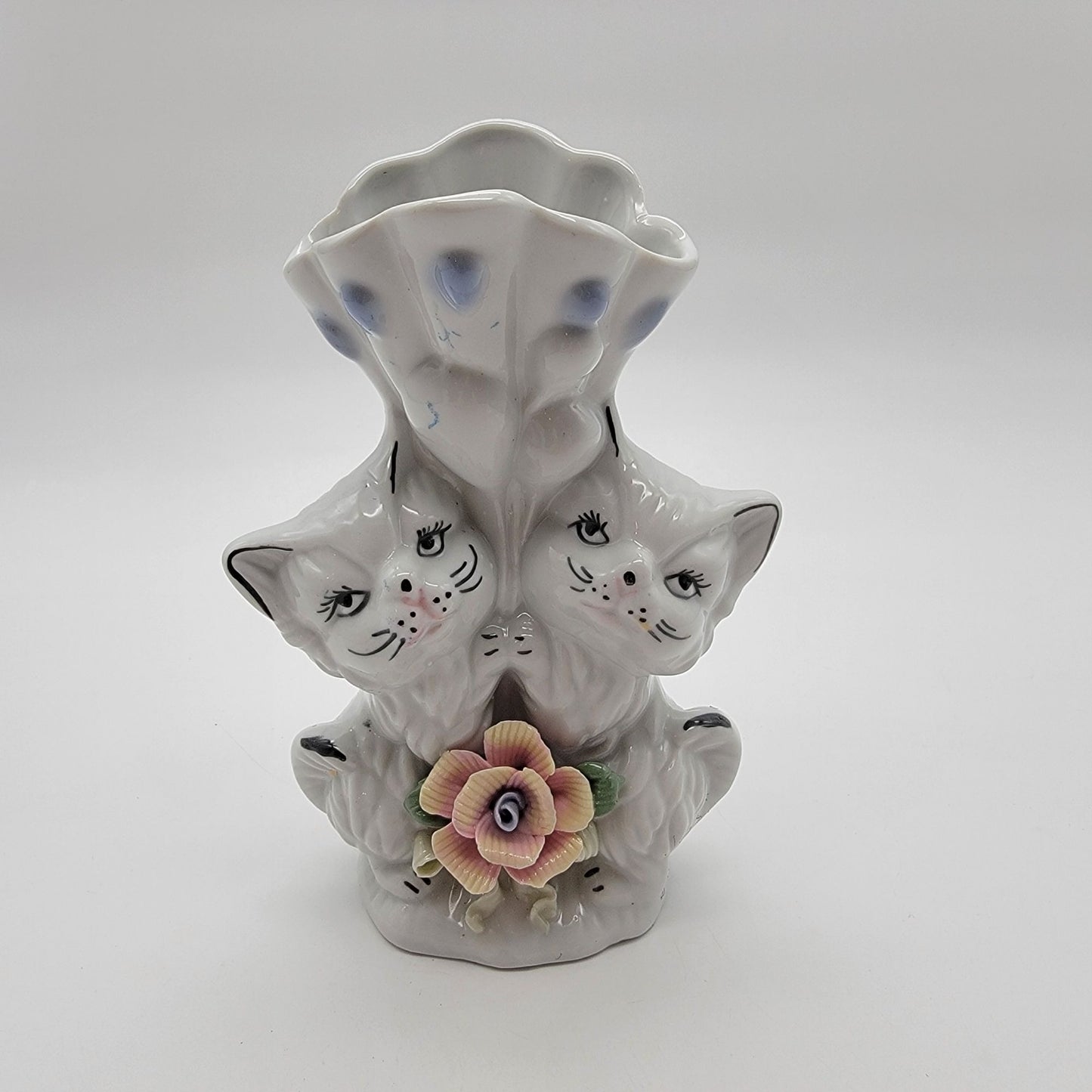 Set Of 2 Vintage Kitschy Double Kitten Porcelain Vases With Roses