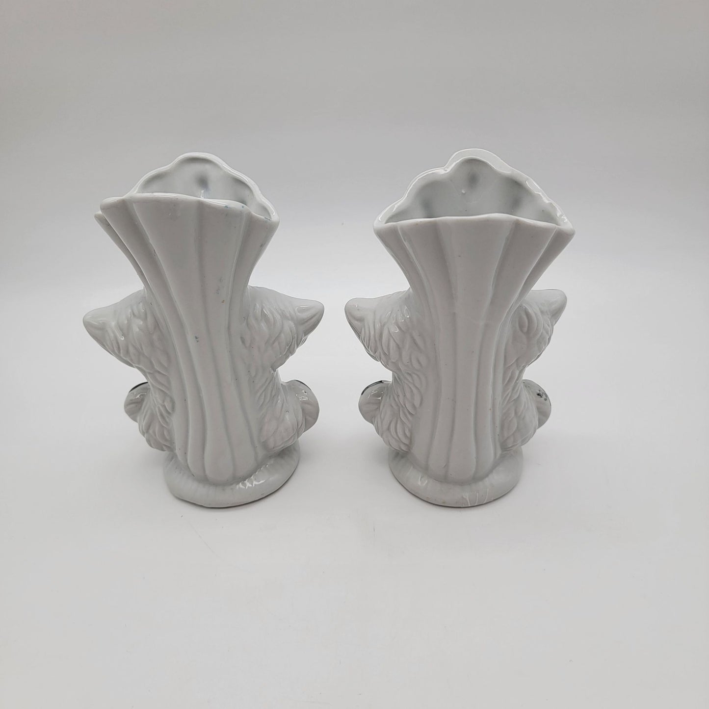 Set Of 2 Vintage Kitschy Double Kitten Porcelain Vases With Roses